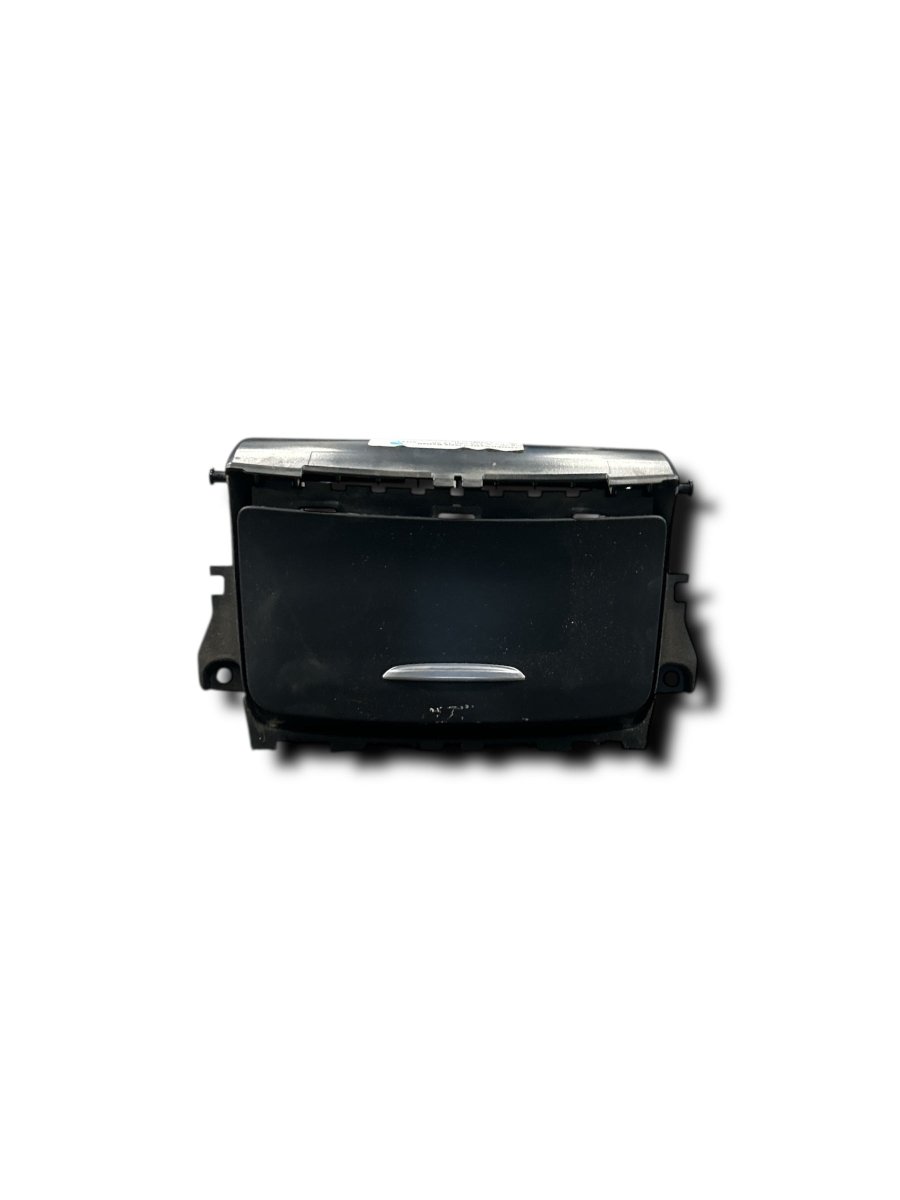 Posacenere tunnel centrale Mercedes Benz Classe A (W176) cod.a1766801250 (2012 > 2018) - F&P CRASH SRL - Ricambi Usati