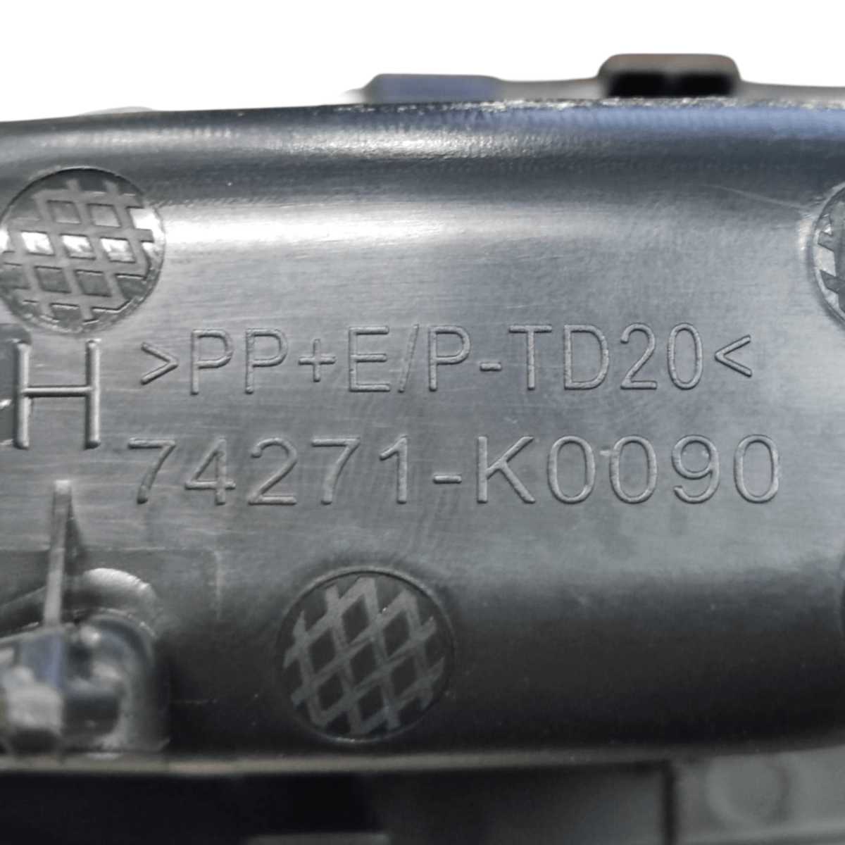 Right Rear Window Lift Button Toyota Yaris Cross COD: 74271K0090 (2020 - ) - F&P CRASH SRLS - Used Parts