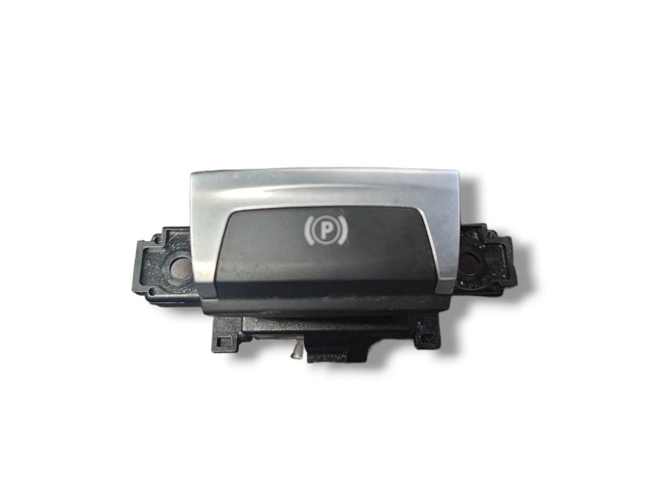 PARKING BRAKE BUTTON PEUGEOT 308 (2013 - 2021) Code: 96785851VV00 - F&P CRASH SRLS - Used Parts
