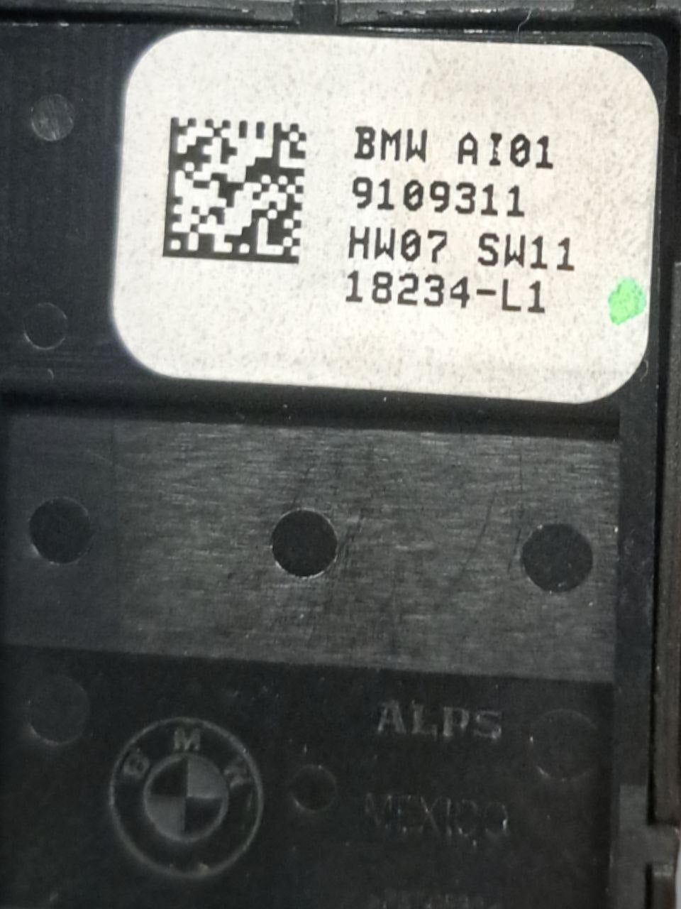 BMW X3 G01 (2017>) Parking Brake Button COD:9109311 - F&P CRASH SRLS - Used Spare Parts