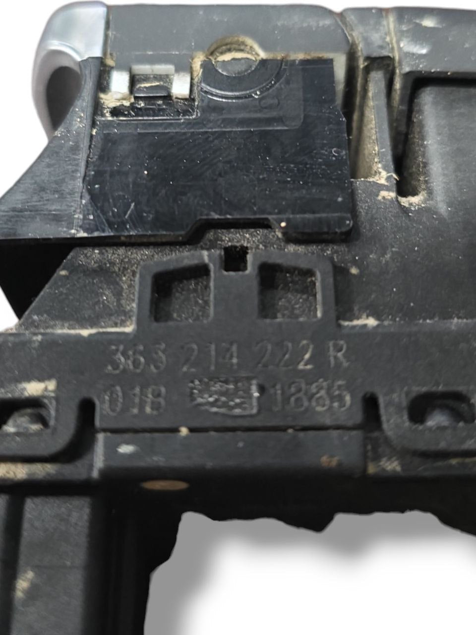 Parking Brake Button Renault Kadjar (2015 - 2022) Code: 363214222R + Cruise Control Button + Speed Limiter Button - F&P CRASH SRLS - Used Parts