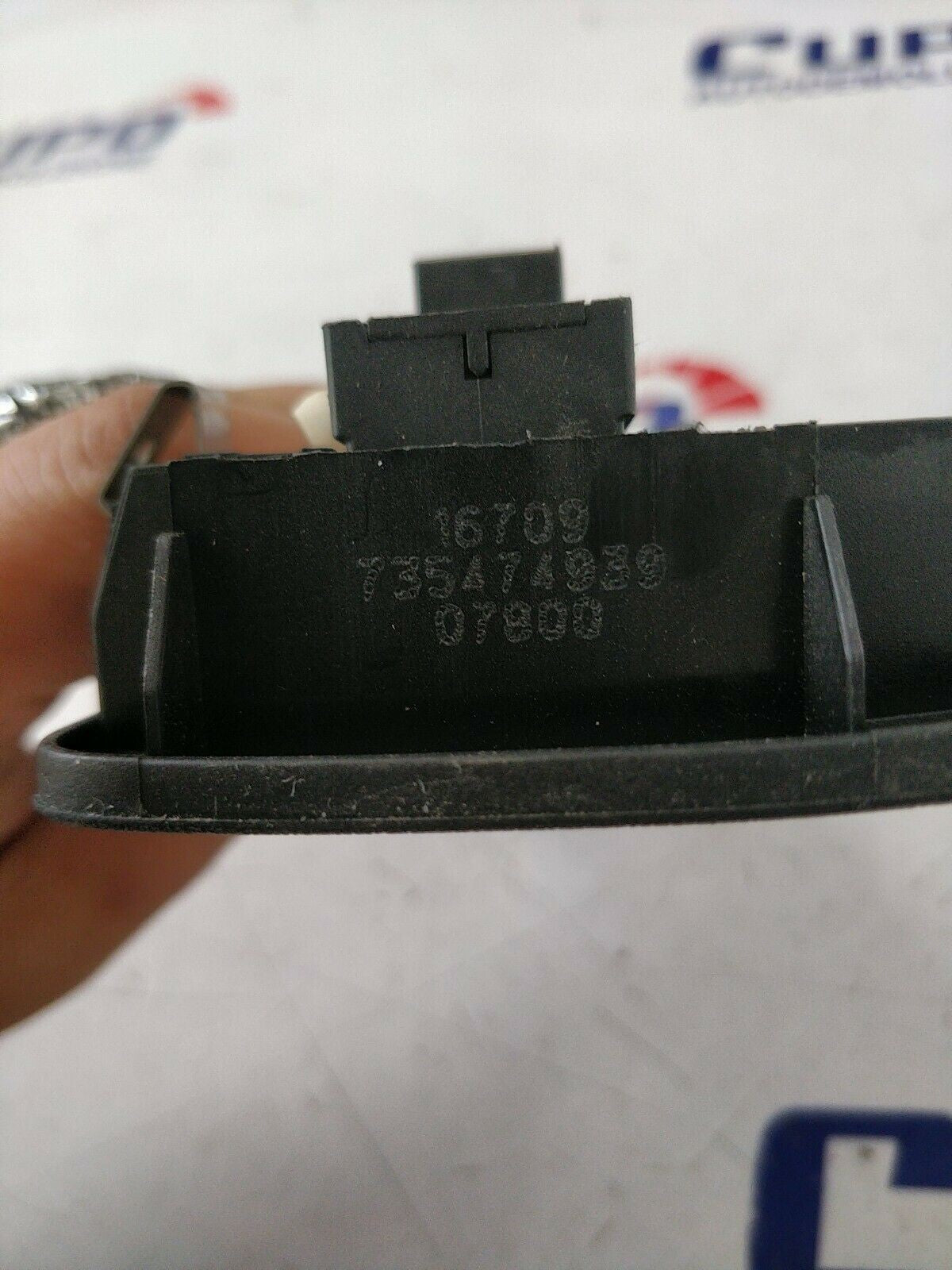 Front Right Window Lift Switch Dx Lancia Delta 3 735474939 - F&P CRASH SRLS - Used Spare Parts
