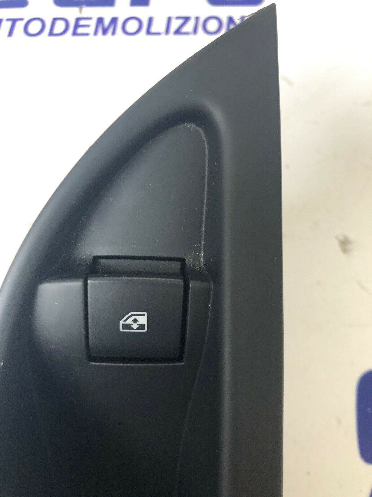 Left Rear Window Lift Switch SX Opel Astra J 2010 2015 13301888 - F&P CRASH SRLS - Used Parts