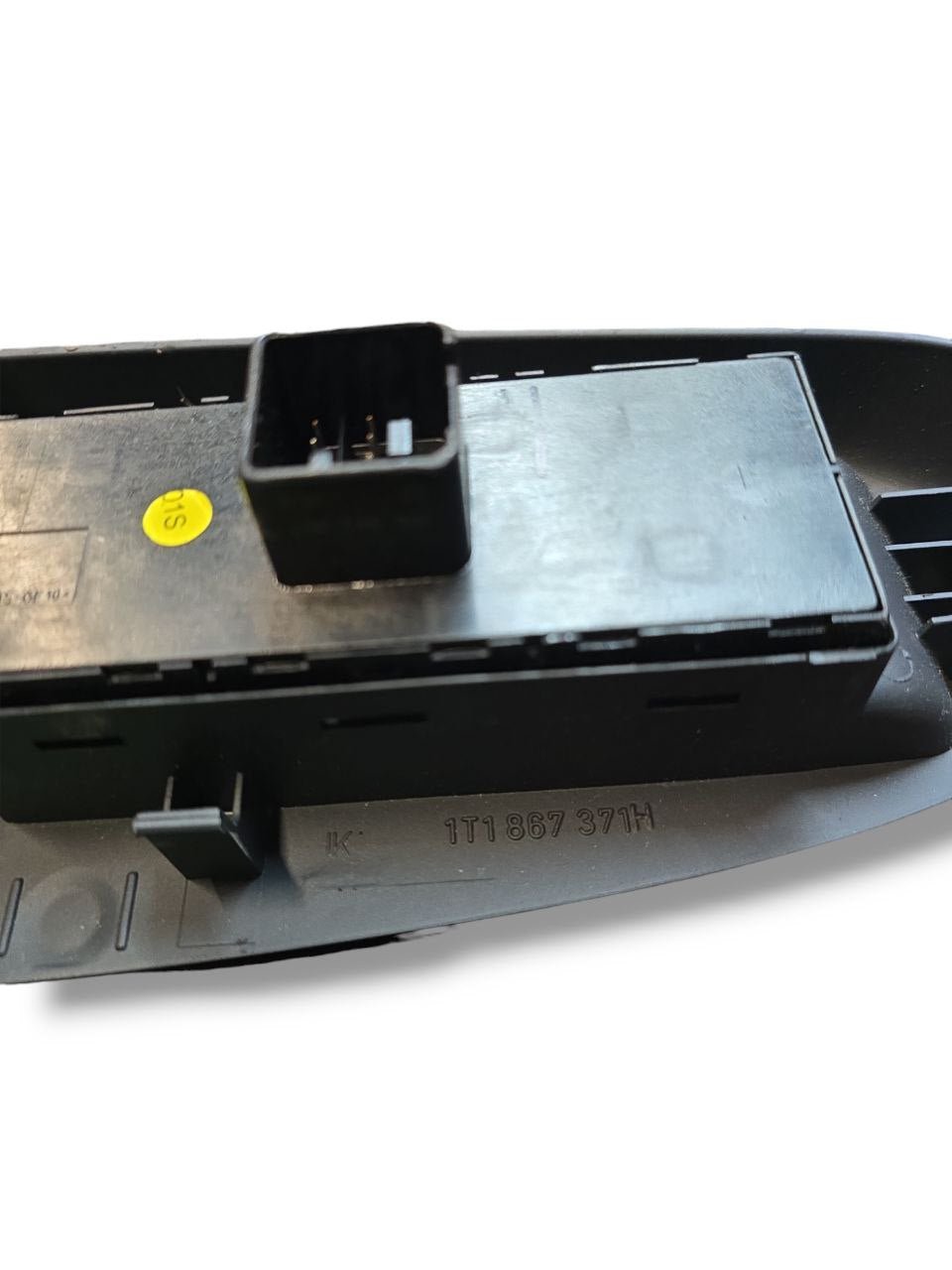 LEFT FRONT WINDOW SWITCH VOLKSWAGEN TOURAN (2007 - 2015) Code: 1T1867371H - F&P CRASH SRLS - Used Parts