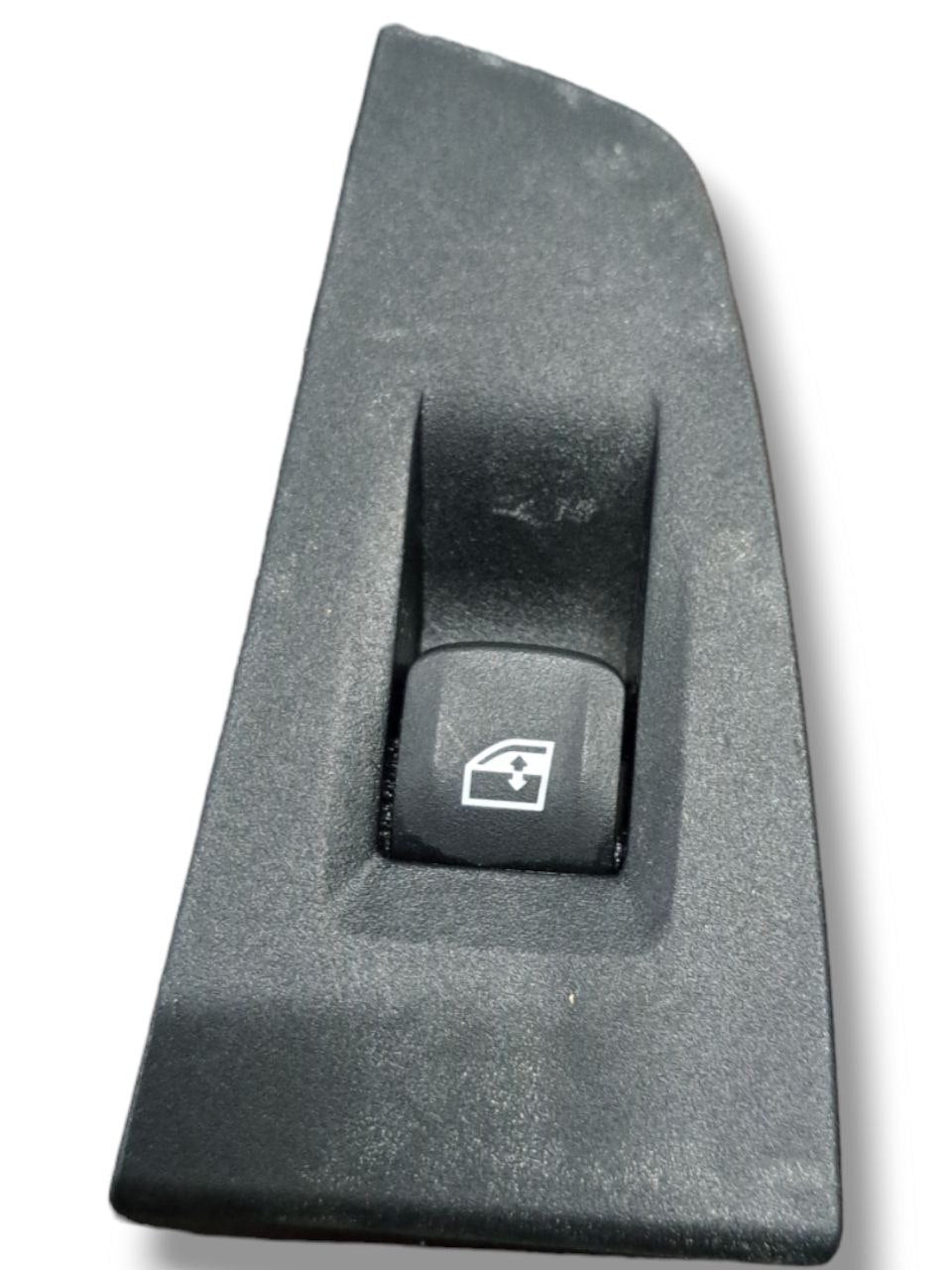 Left rear window switch Bmw Series 1 F40 (2022) COD:7480261 - F&P CRASH SRLS - Used Parts