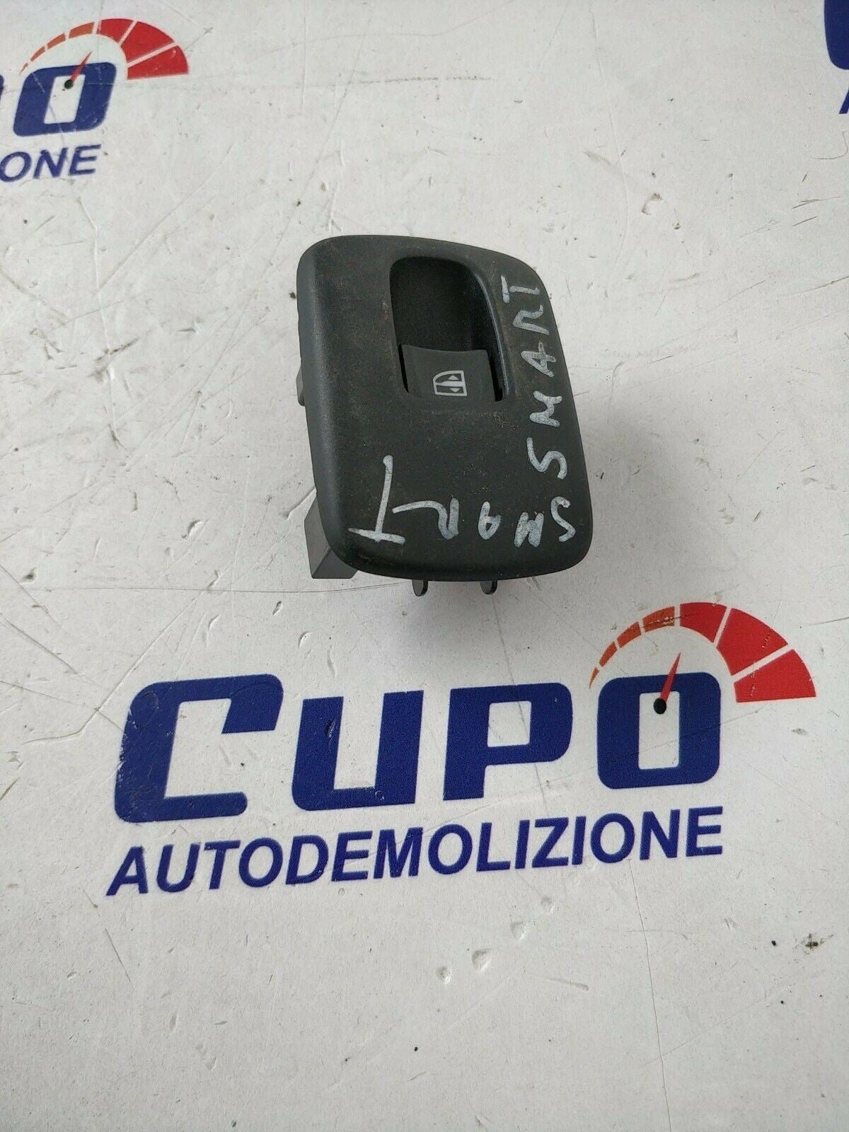 RIGHT FRONT PASSENGER BUTTON PANEL SMART Forfour 453 - F&P CRASH SRLS - Used Parts