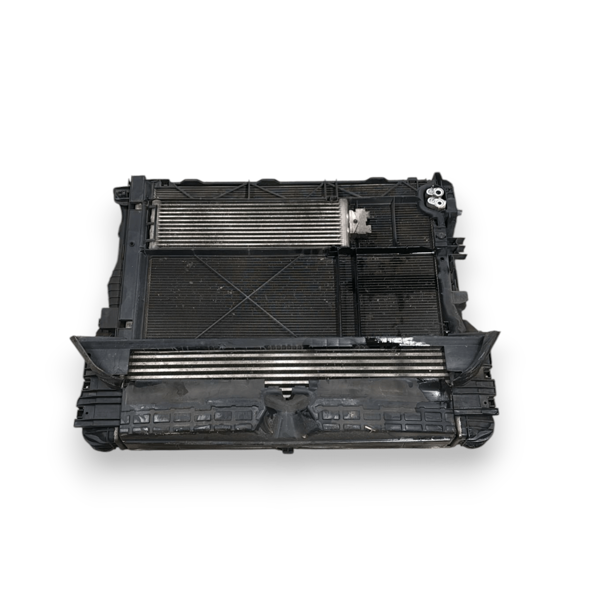 Radiatore + elettroventola mercedes - benz sprinter w910 cod:a9105000200 / a4479060412 (2018 - ) - F&P CRASH SRL - Ricambi Usati