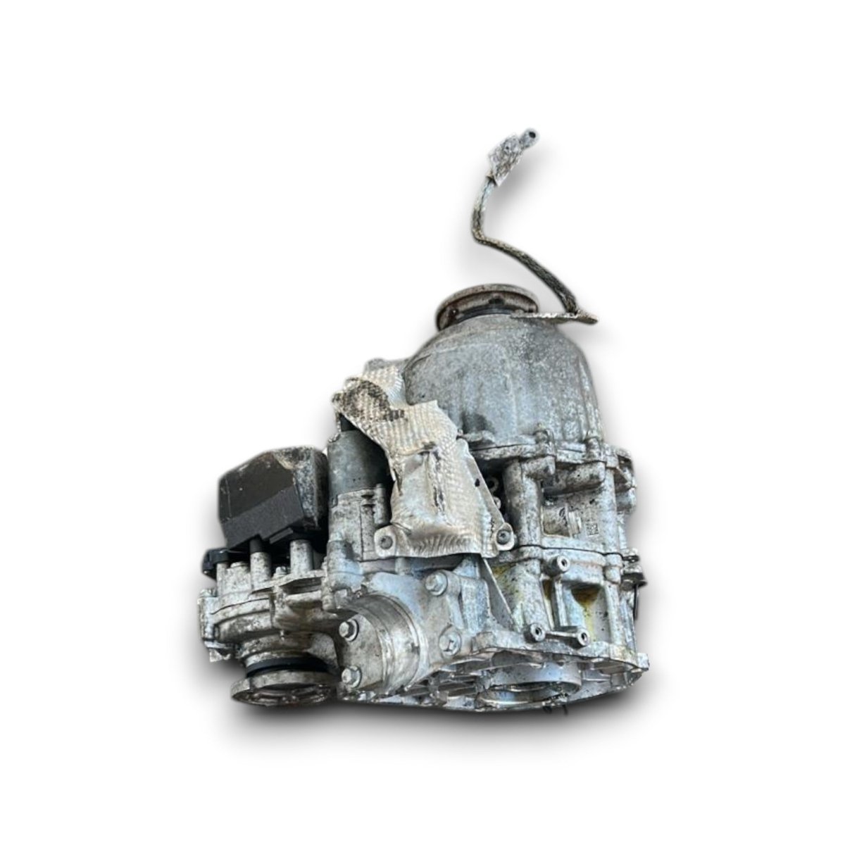 Ripartitore di coppia Land Rover Defender (L663) m8e2 - 2k780 - ae 3.0 hybrid (2020 > ) - F&P CRASH SRL - Ricambi Usati