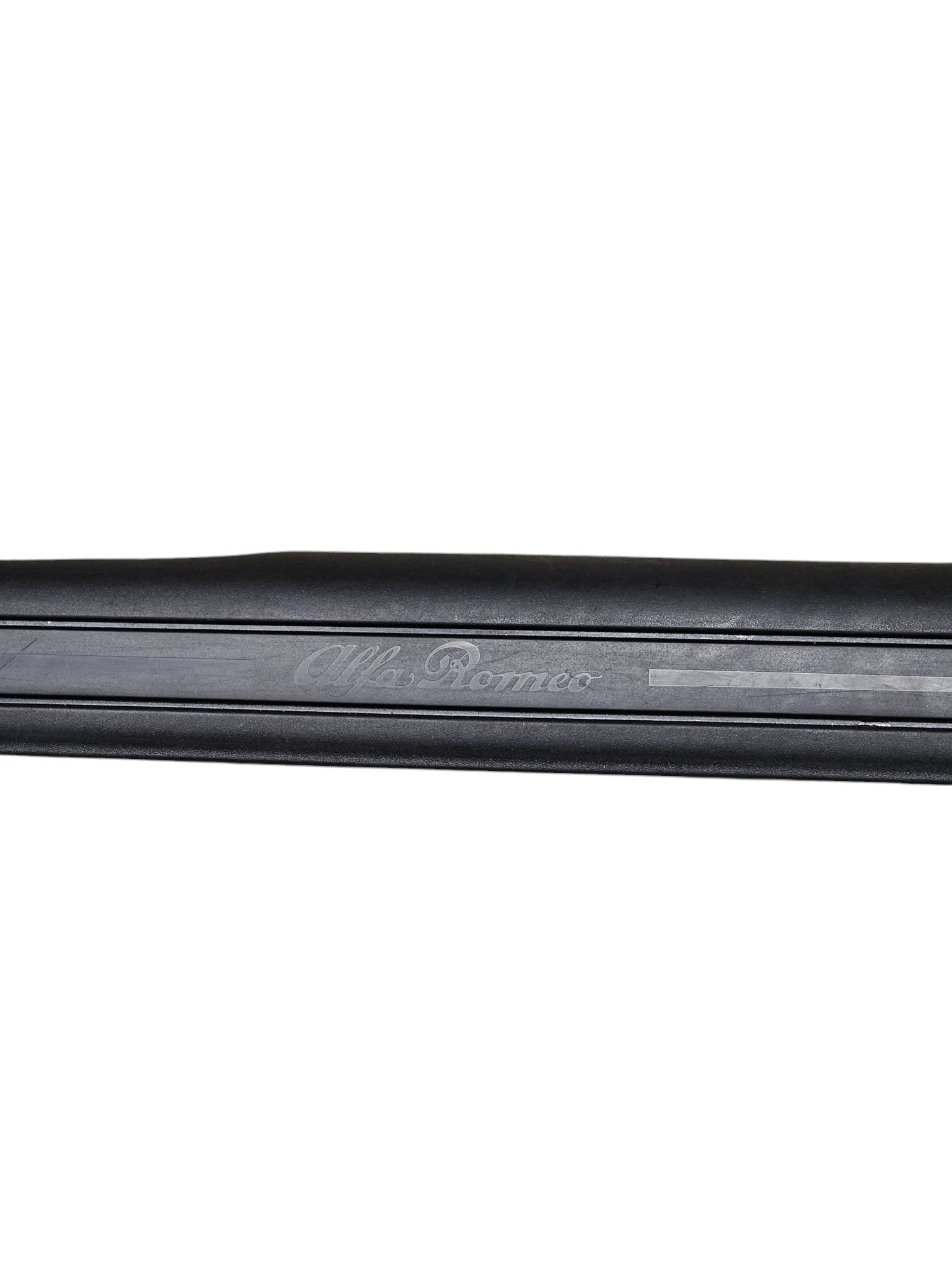 Rivestimento Battitacco / Soglia Porta Anteriore Destro Cod:156078883 Alfa Romeo Giulietta (2010 - 2020) - F&P CRASH SRLS - Ricambi Usati