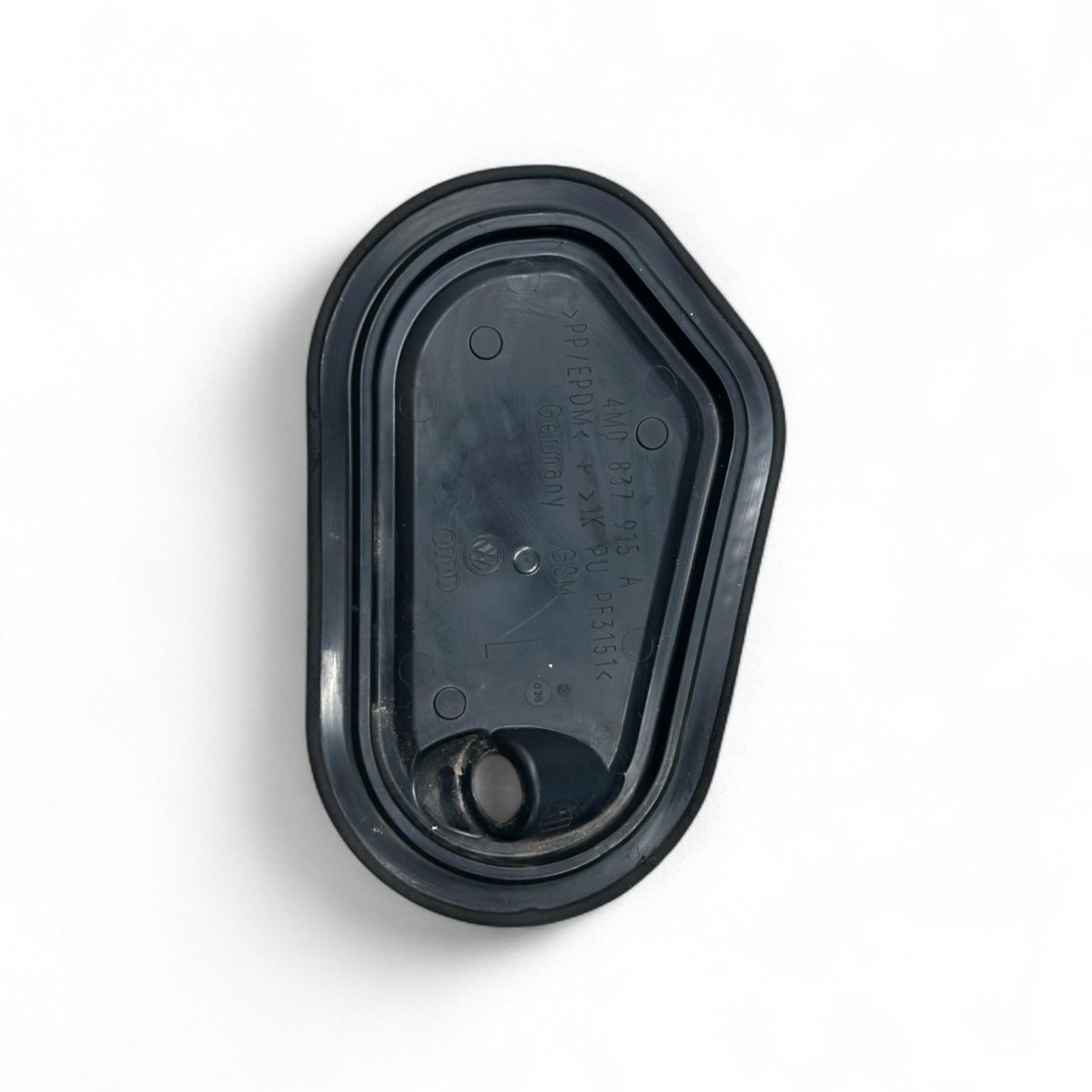 Inner covering of the left front door Audi Q8 cod.4m0837915a (2018 > 2023) lock cover - F&P CRASH SRLS - Used Spare Parts