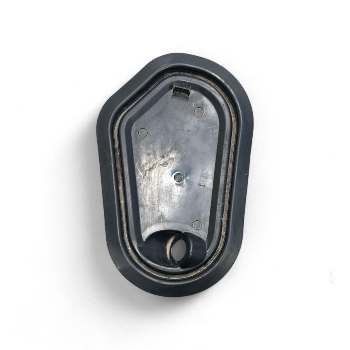 Inner covering of the left front door Audi Q8 cod.4m0837915a (2018 > 2023) lock cover - F&P CRASH SRLS - Used Spare Parts