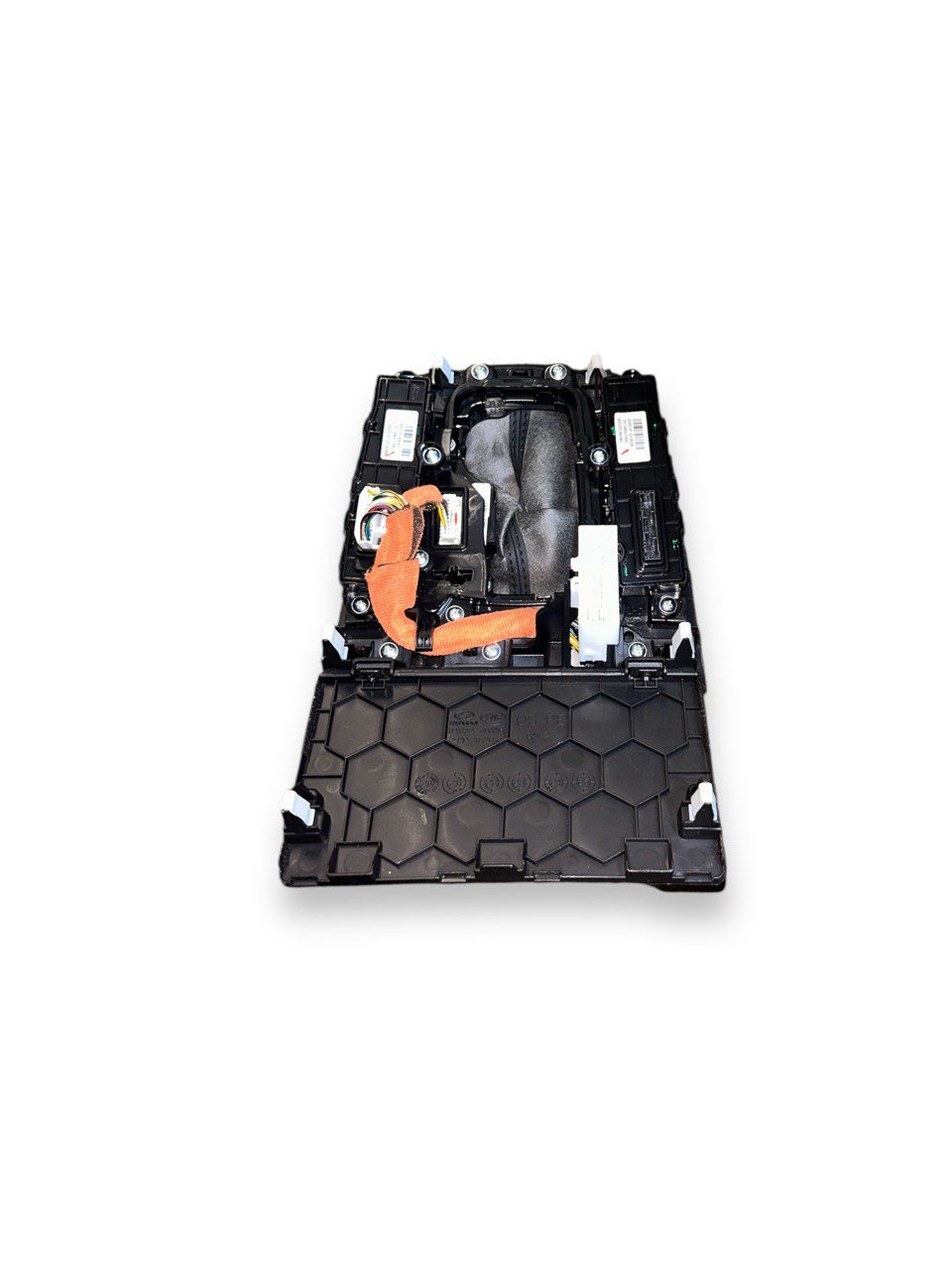 Rivestimento Leva Cambio + Pulsanti Hyundai Kona (2017 > ) cod.84632J9AA0 - F&P CRASH SRLS - Ricambi Usati