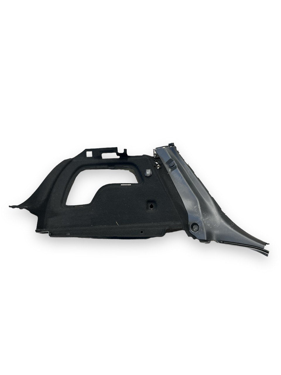 Rivestimento / modanatura bagagliaio laterale sinistro Infiniti Q30 (2015 - 2019)cod.849515DA0AY - F&P CRASH SRLS - Ricambi Usati