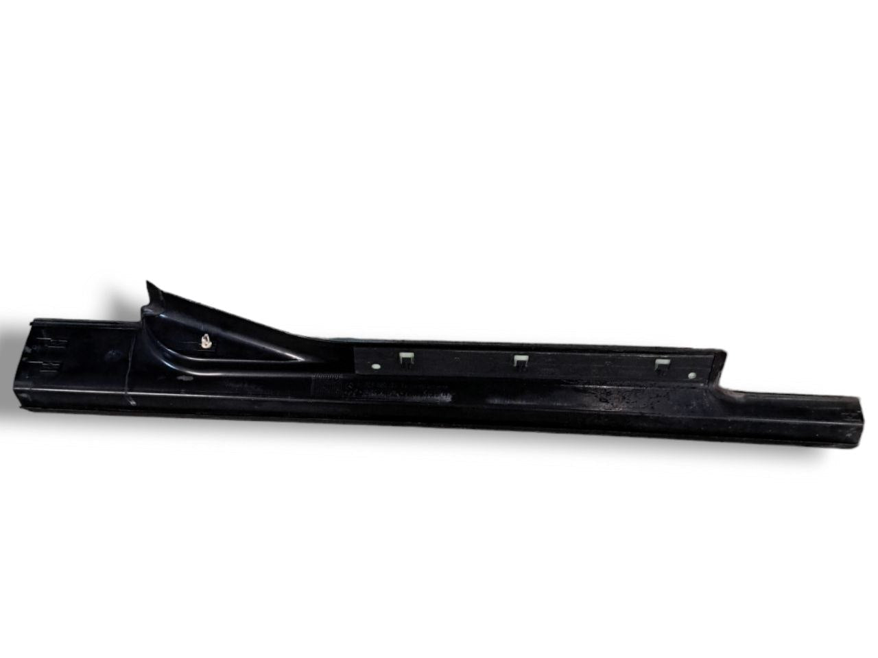 Cover / Molding Front Left Sill Mercedes - Benz Class C W203 (2005) COD:A2036800735 - F&P CRASH SRLS - Used Parts