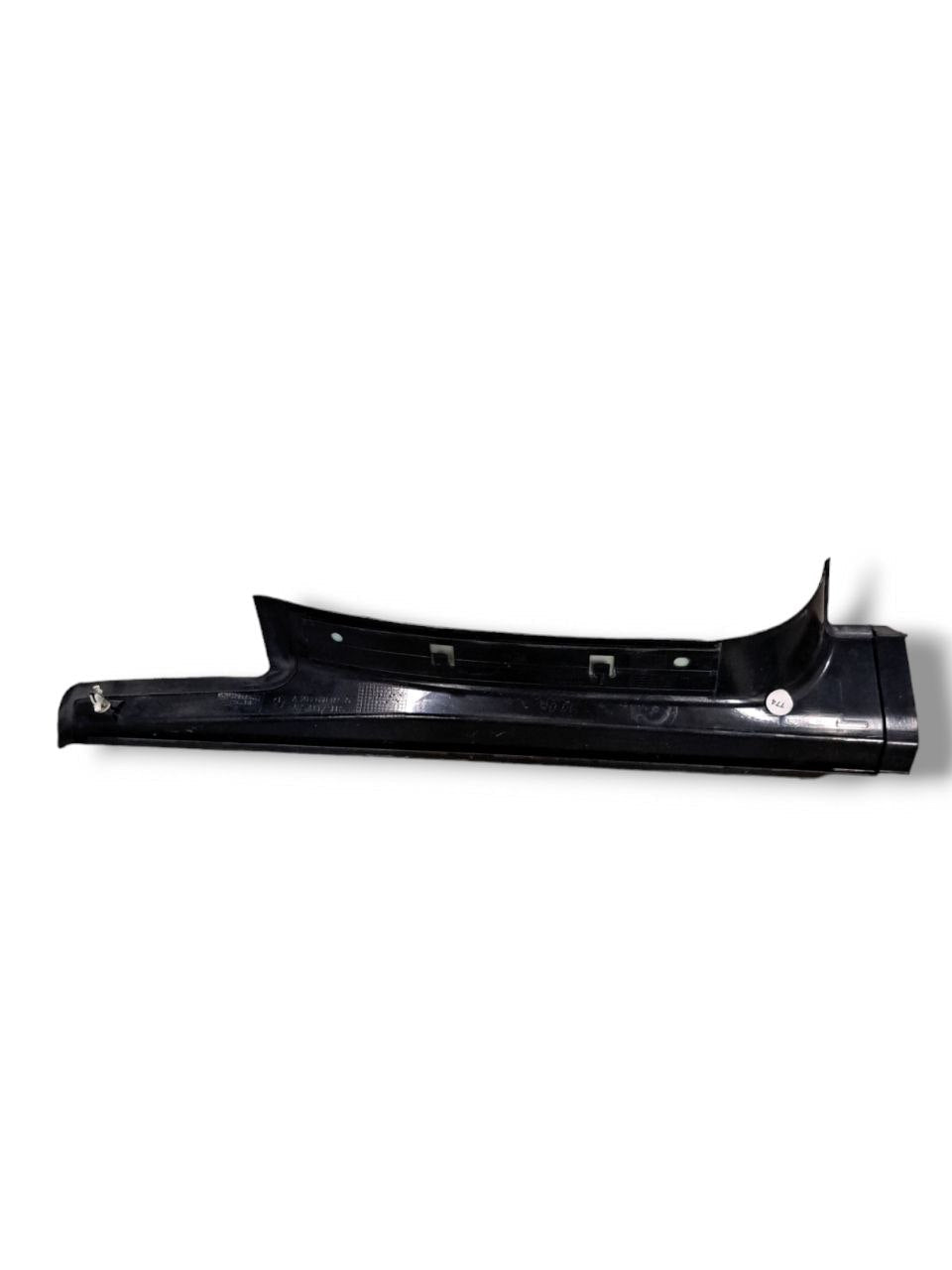 Cover / Trim Rear Left Door Sill Mercedes - Benz Class C W203 (2005) COD:A2036800935 - F&P CRASH SRLS - Used Parts