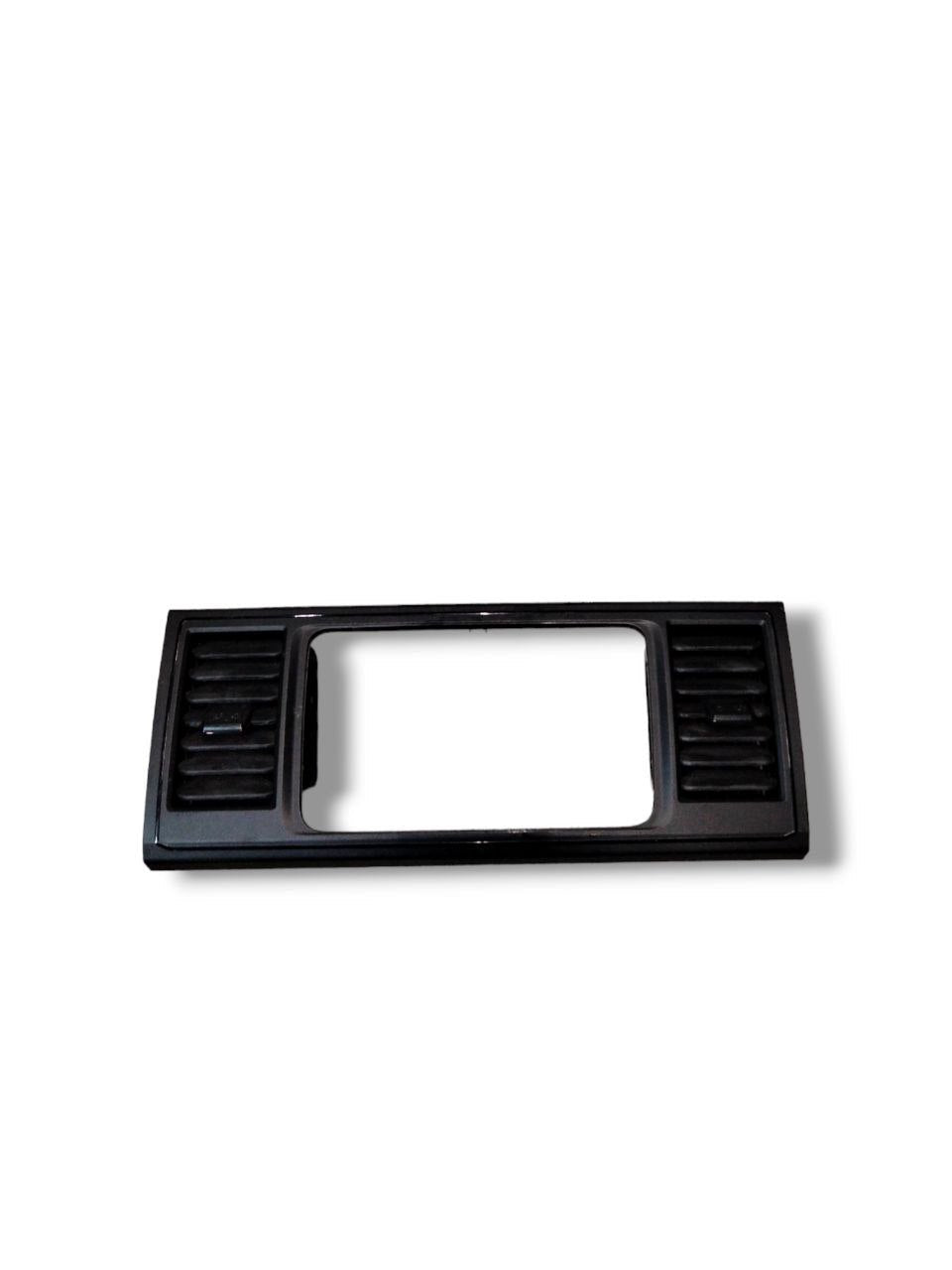 Rivestimento / Modanatura + bocchette d'aria Volkswagen Transporter ( 2015 > ) cod.7E1857038 - F&P CRASH SRLS - Ricambi Usati