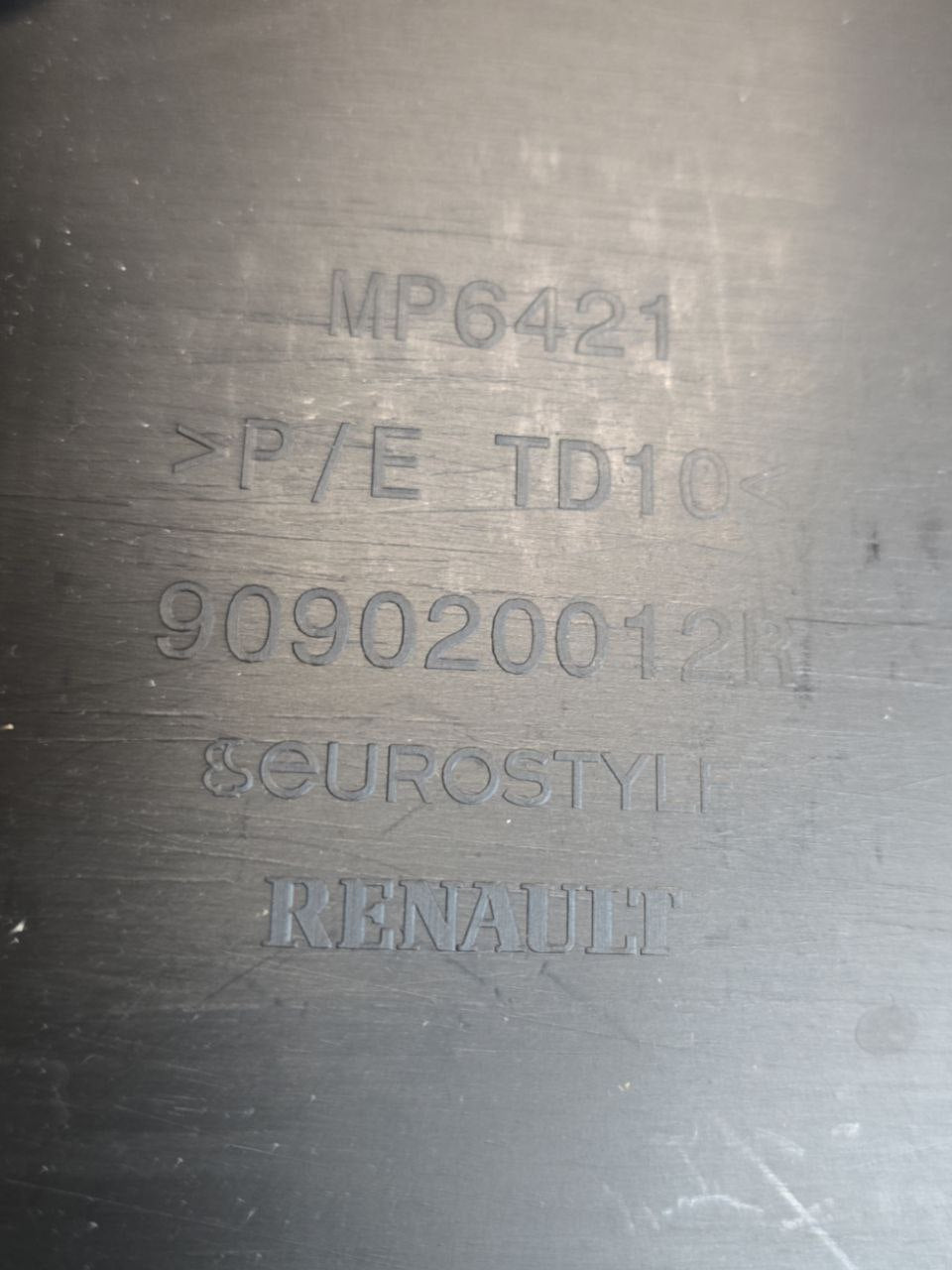 Interior Trunk Lining / Molding Renault Megane III (2008 - 2016) Code: 909020012R - F&P CRASH SRLS - Used Spare Parts