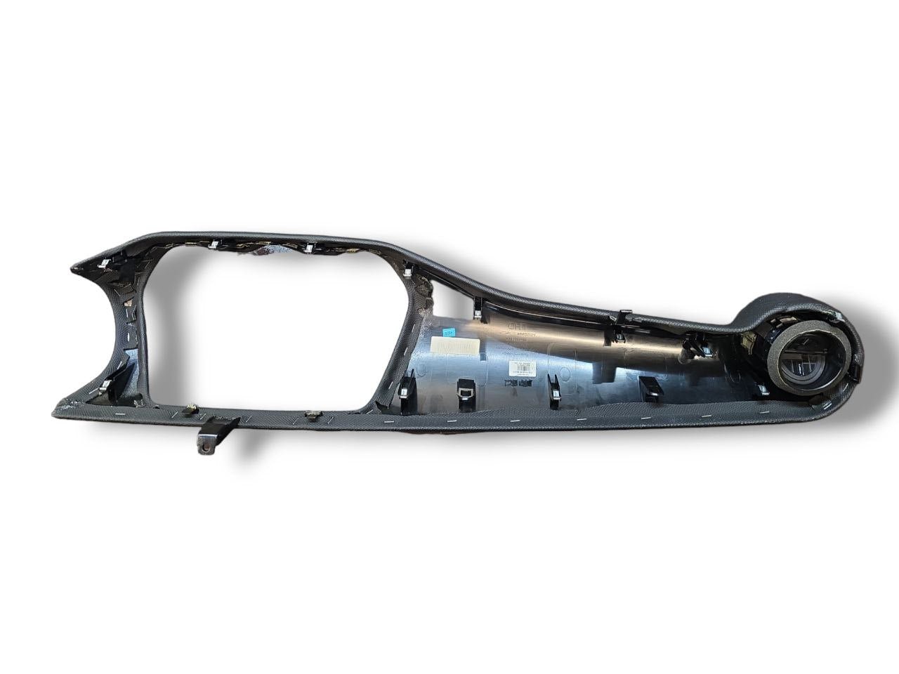 Rivestimento / Modanatura Interna + Bocchetta Aria Condizionata Nissan Juke II ( 2019 > ) Cod : 684116PE0A - F&P CRASH SRLS - Ricambi Usati