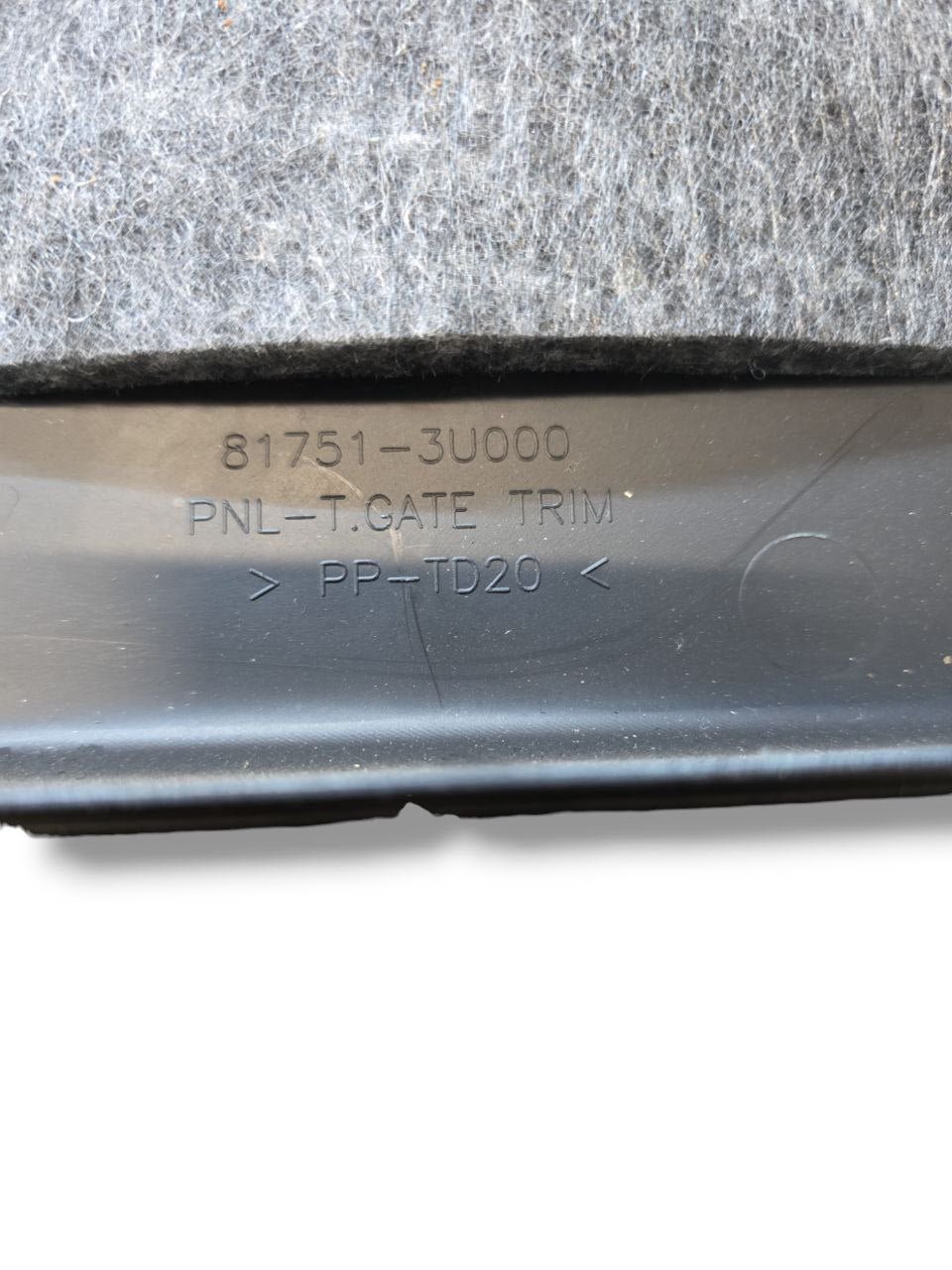 Internal Covering / Trim Hood / Tailgate / Trunk Kia Sportage SL (2010 - 2016) Code: 81751 - 3U000 - F&P CRASH SRLS - Used Parts