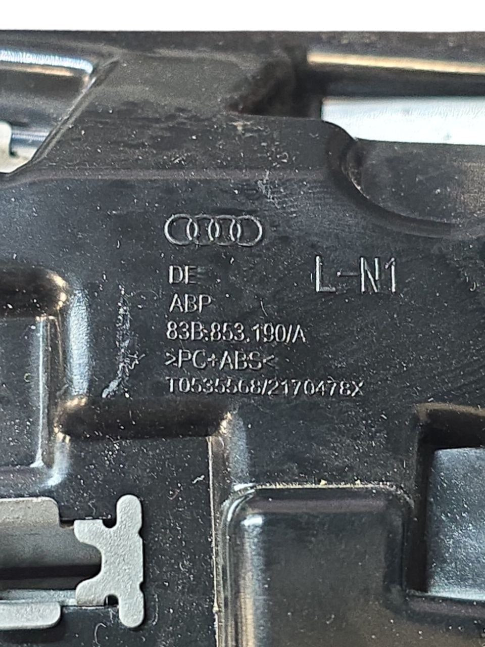 Rivestimento / Modanatura Interna Cruscotto Audi Q3 F3 ( 2018 > ) Cod : 83B853190A - F&P CRASH SRLS - Ricambi Usati