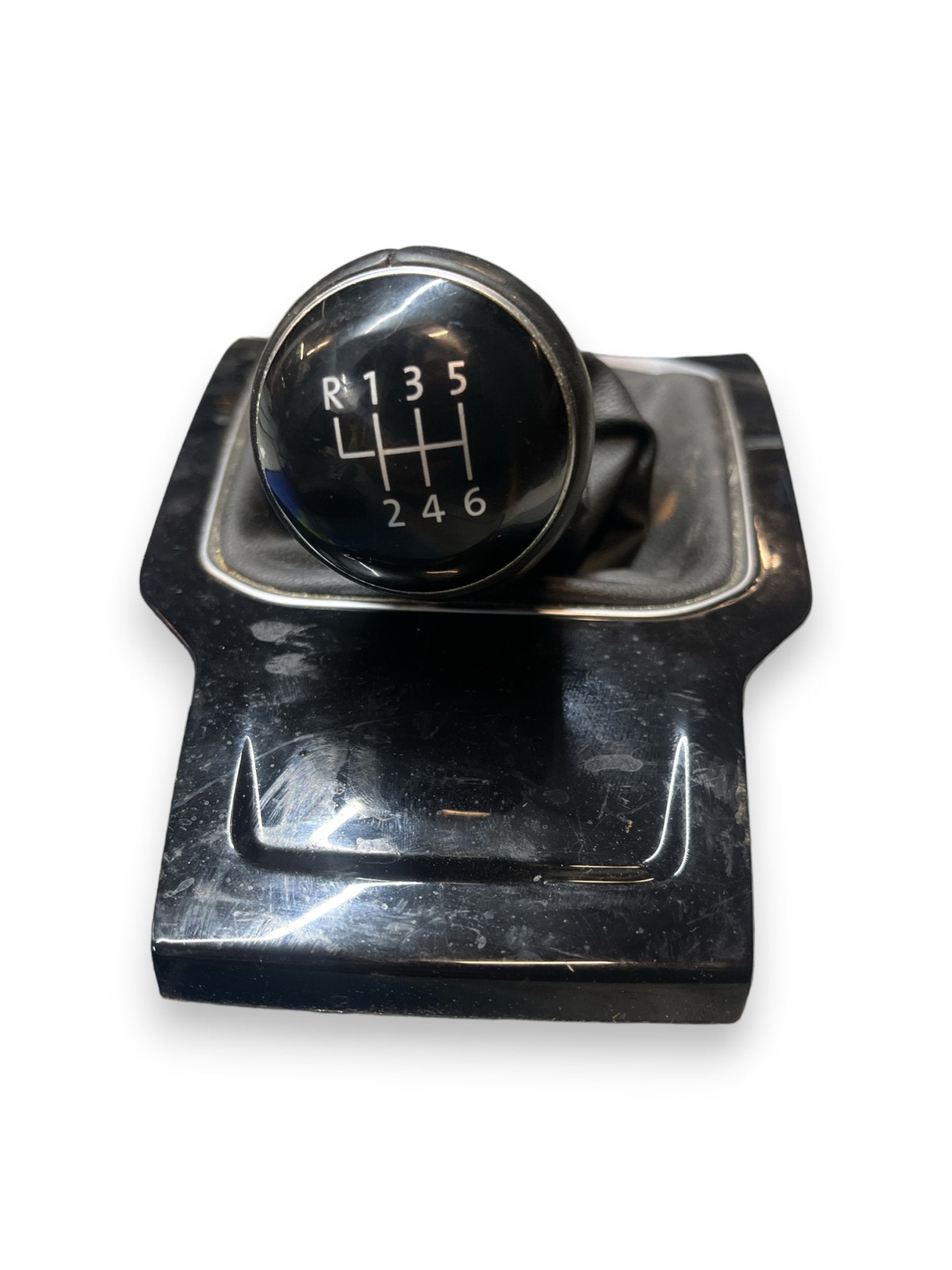 Cover Trim Gear Shift Knob Boot Volkswagen T - Roc (2018) code: 2GA711456A - F&P CRASH SRLS - Used Parts