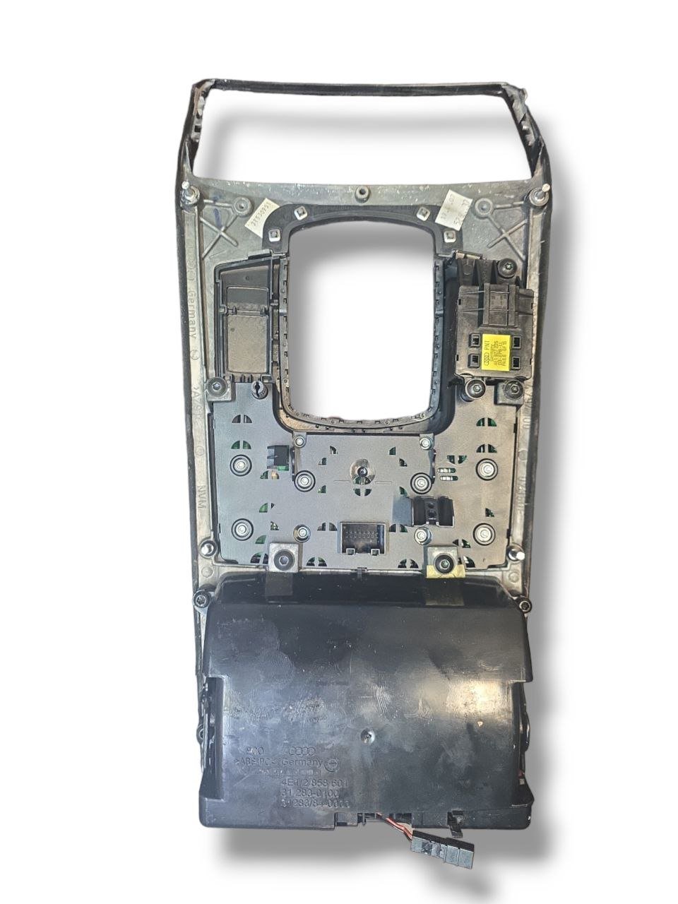 Rivestimento / Modanatura + Pulsantiera Stereo Audi A8 ( 2008 - 2017 ) Cod : 4E1919612 - F&P CRASH SRLS - Ricambi Usati