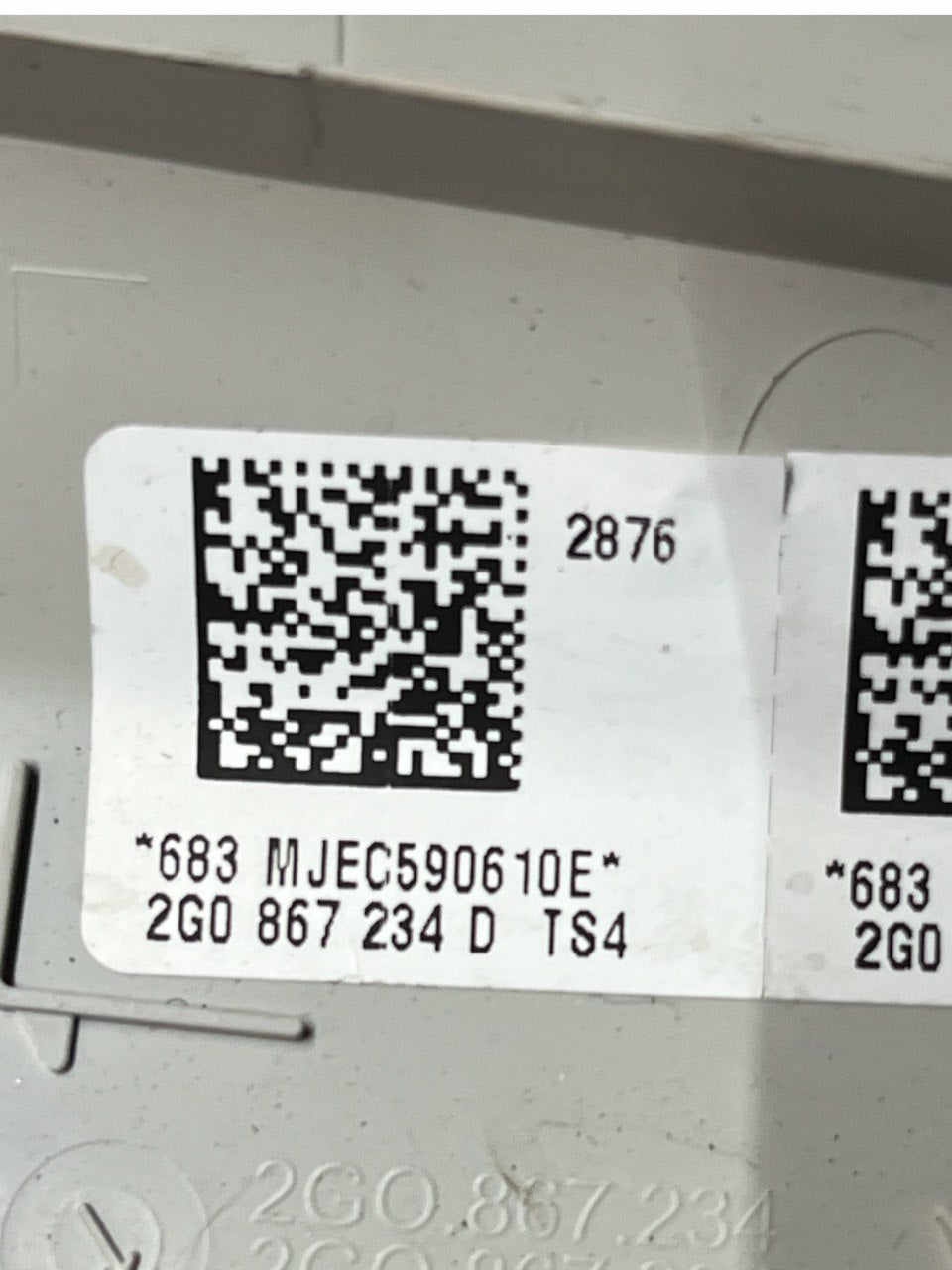 Rivestimento montante Anteriore Destro Volkswagen T - Cross (2019>) cod.2G0867234D - F&P CRASH SRLS - Ricambi Usati