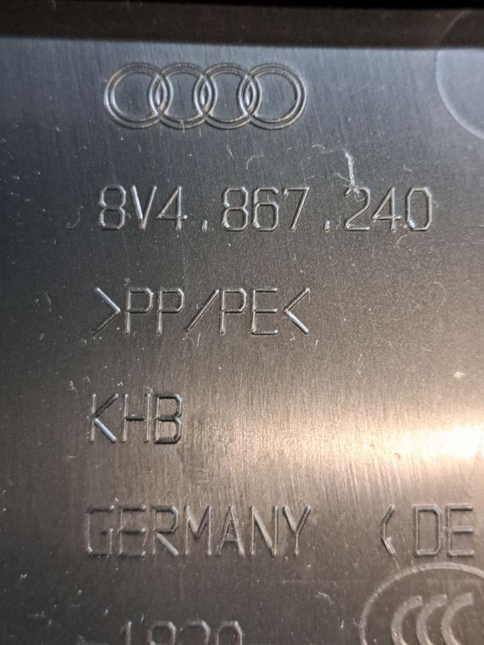 Central Right Front Pillar Cover Audi A3 8V (2015 - 2020) COD:8V4867240 - F&P CRASH SRLS - Used Parts