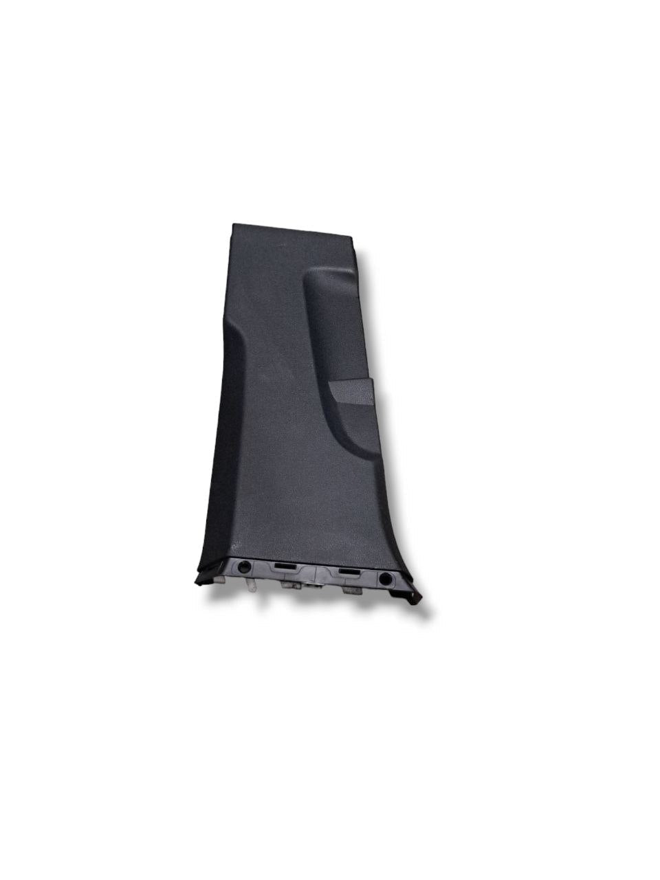Lower left pillar cover Audi Q3 (2018>) CODE:83A867239 - F&P CRASH SRLS - Used Parts