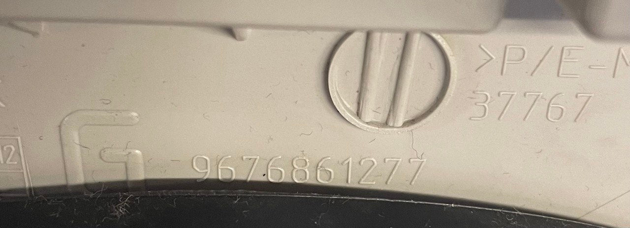 Upper Left Pillar Cover code:9676861277 Citroen C4 Grand Picasso (2013 - 2022) - F&P CRASH SRLS - Used Spare Parts