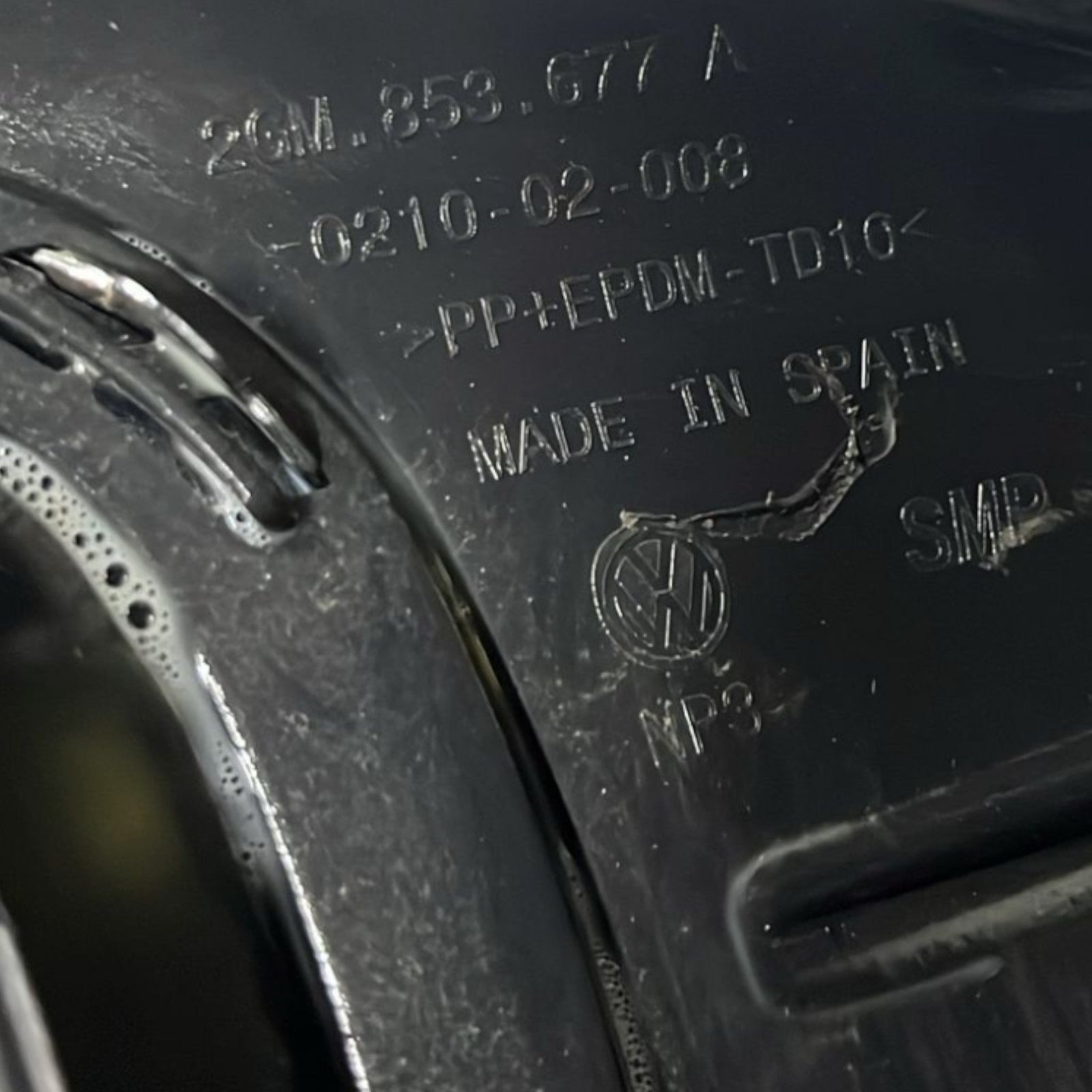 Rivestimento Paraurti Anteriore Volkswagen T - Cross cod:2GM853677A (2019 >) - F&P CRASH SRLS - Ricambi Usati