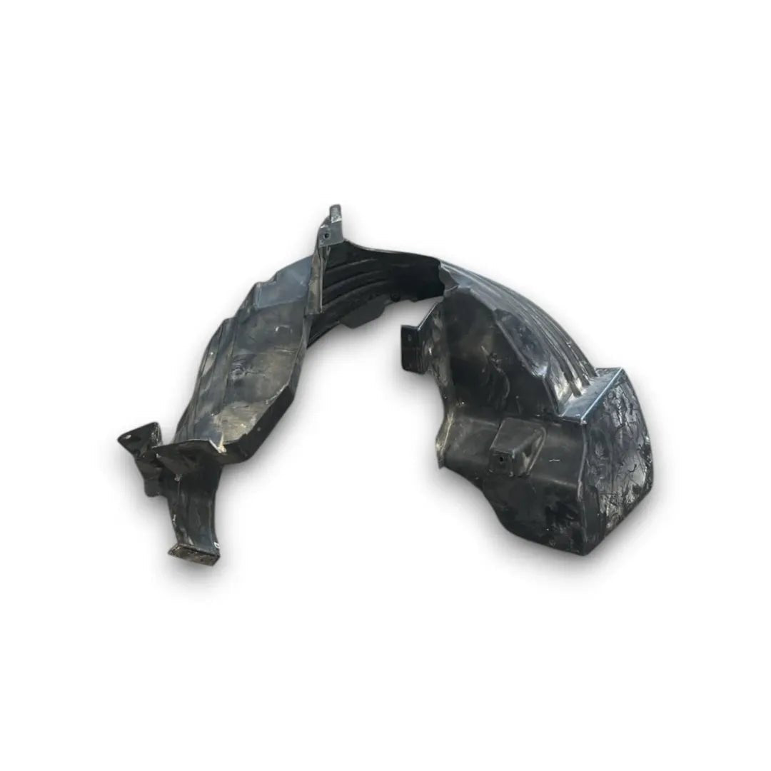 Dettaglio Rivestimento passaruota destro posteriore interno Fiat 500X 2014–2019 OEM 51939782 - foto 2