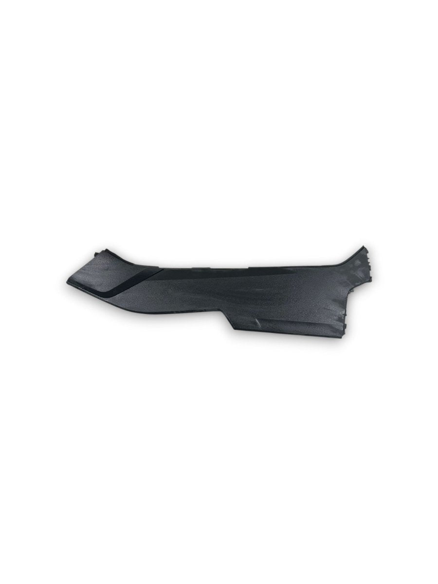 Central tunnel covering left side audi q8 code:4M8863305 (2018 > 2023) - F&P CRASH SRLS - Used Parts
