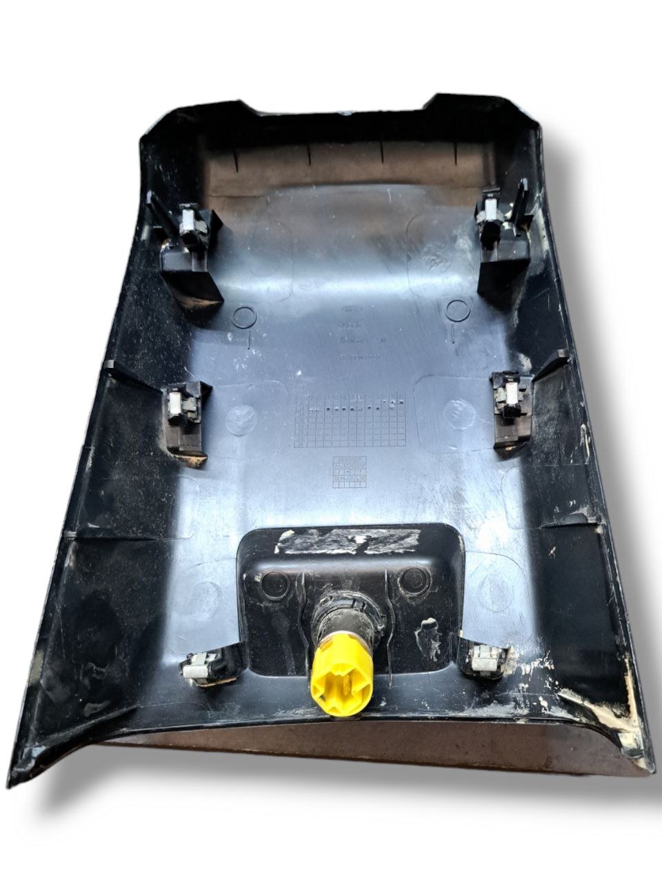 Rivestimento tunnel centrale posteriore + accendisigari Ford Focus (2021) COD:JX7BA045B72 - F&P CRASH SRLS - Ricambi Usati