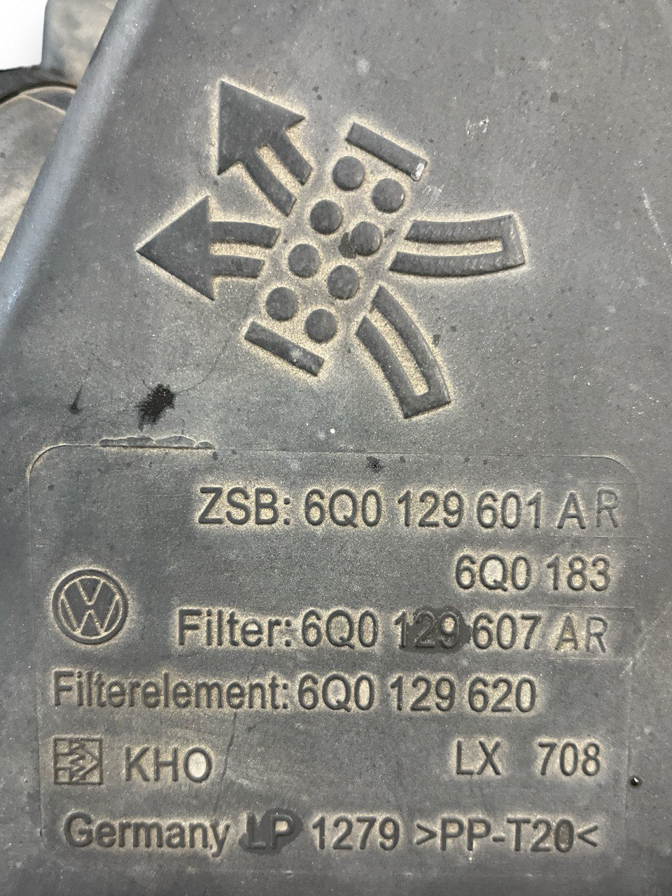 Air Filter Box Volkswagen Polo IV 9N (2001 to 2009) code: 6Q0129601AR / 6Q0129607 - F&P CRASH SRLS - Used Parts