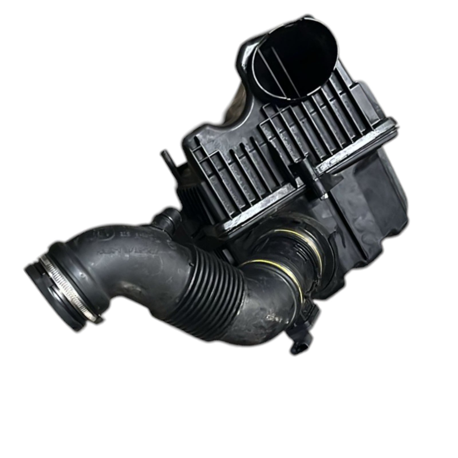 Air Filter Box Jeep Renegade code:1118623S02 (2014 >) + Mass Air Flow Sensor - F&P CRASH SRLS - Used Parts