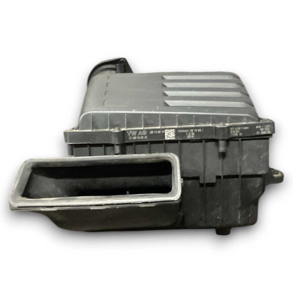 Scatola filtro volkswagen golf VII cod . 5q0129601ac 1.6 diesel (2012 > 2021) - F&P CRASH SRL - Ricambi Usati