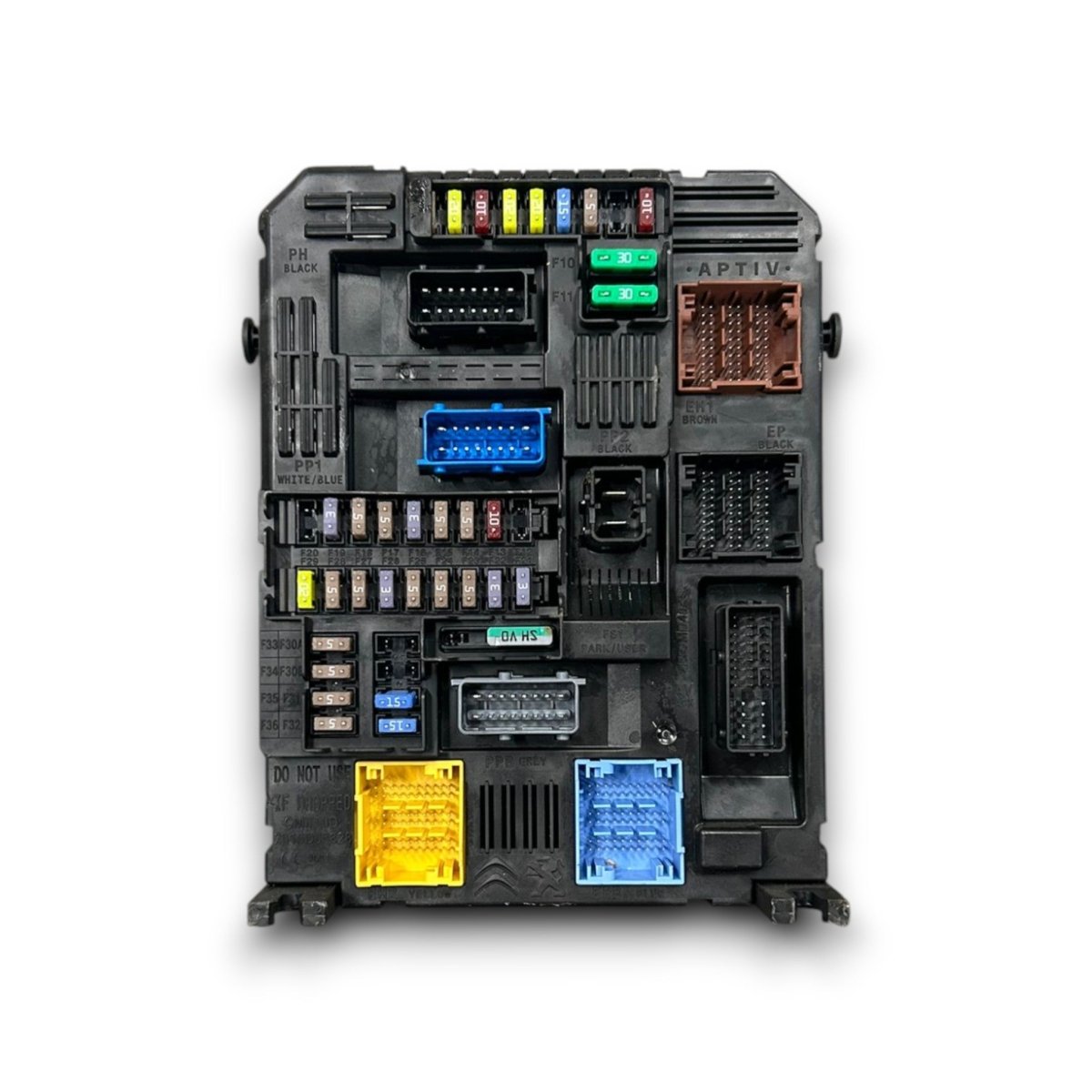 Fuse box Citroen C3 III 1.2 petrol code:9847402480 (2016 > 2023) - F&P CRASH SRLS - Used Parts