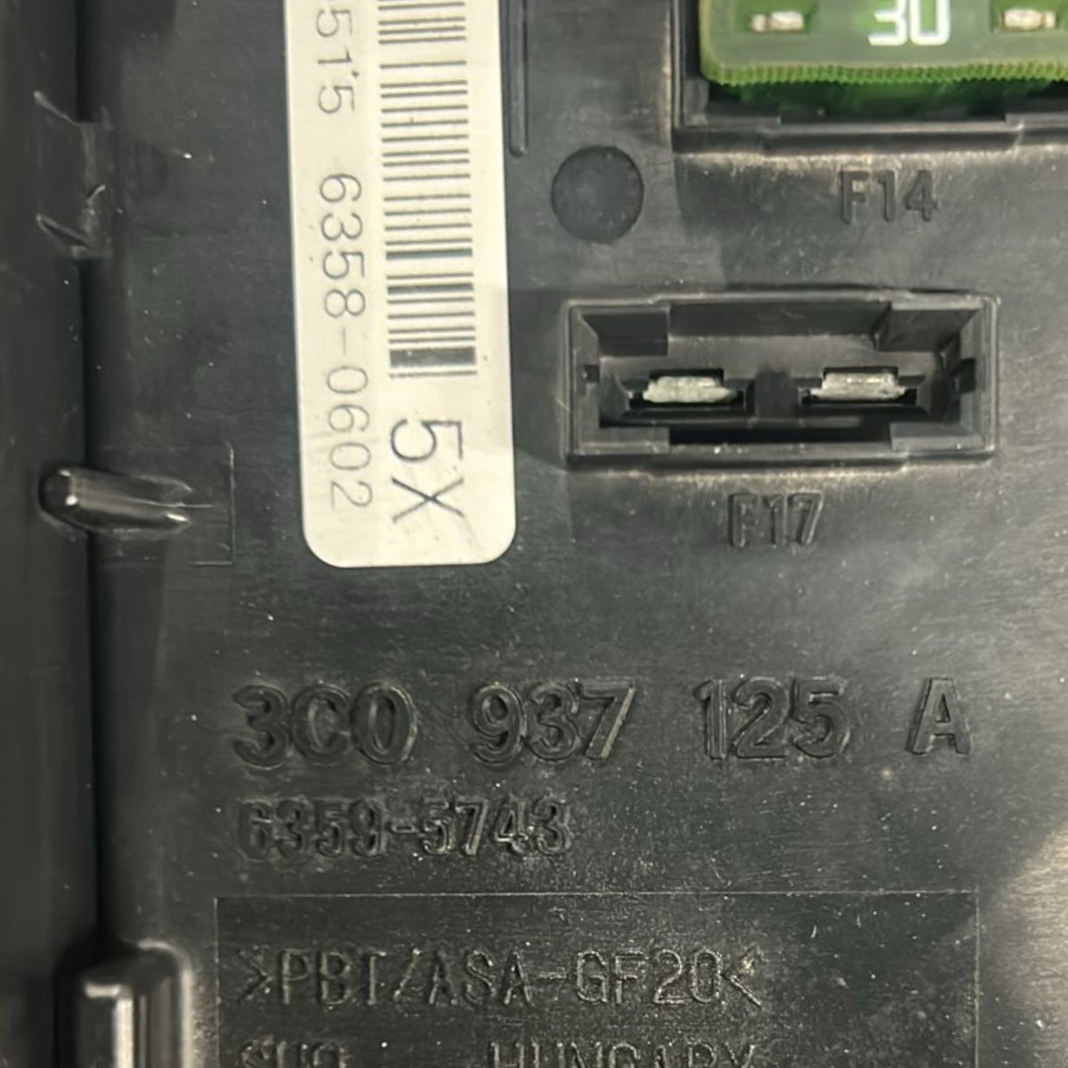 fuse box tiguan 5n 2.0 diesel code:3C0937125A (2007 > 2016) - F&P CRASH SRLS - Used Spare Parts