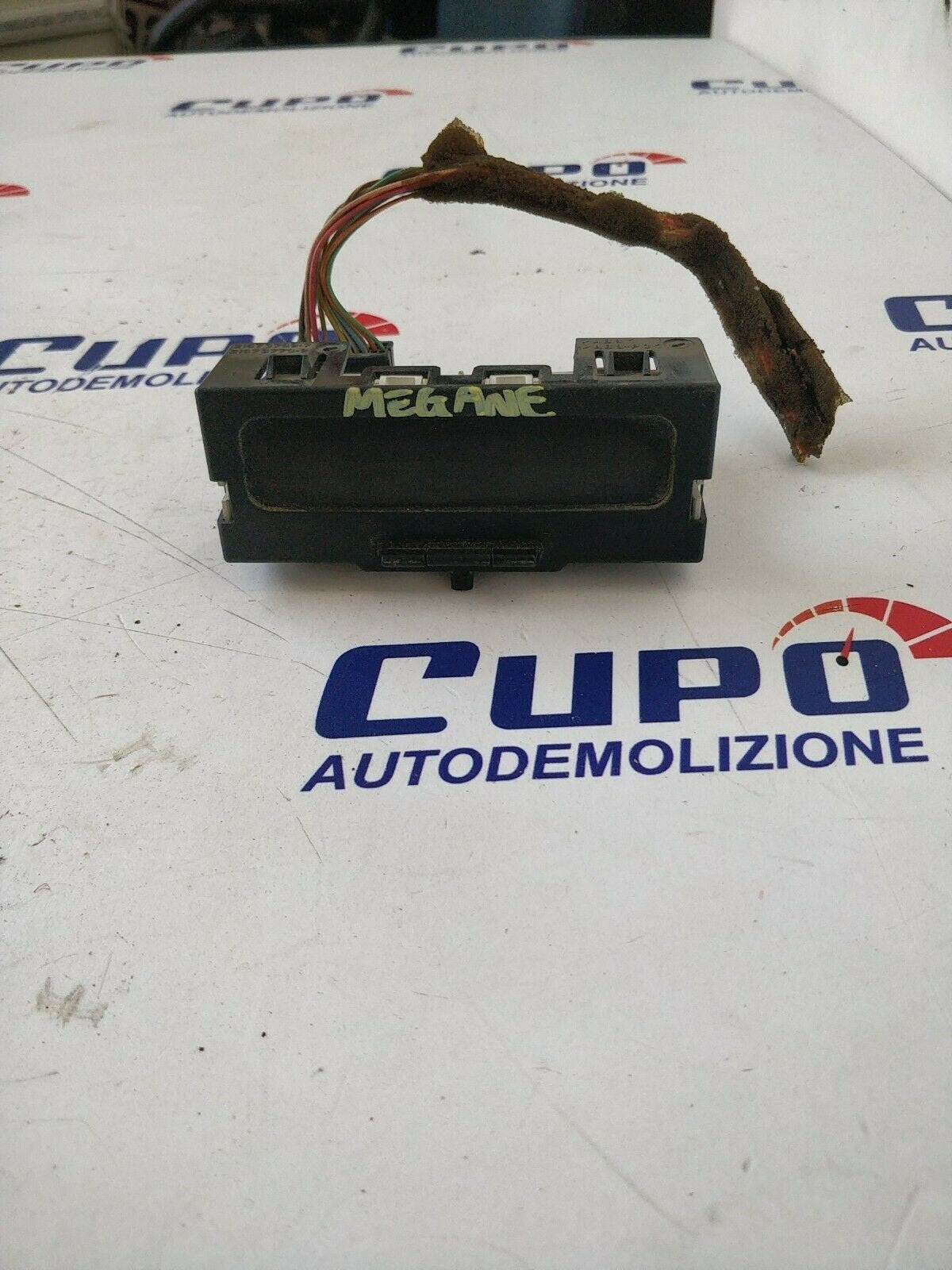 Multifunction Screen RENAULT Megane II Sedan 8200350498 / 362835 - F&P CRASH SRLS - Used Parts