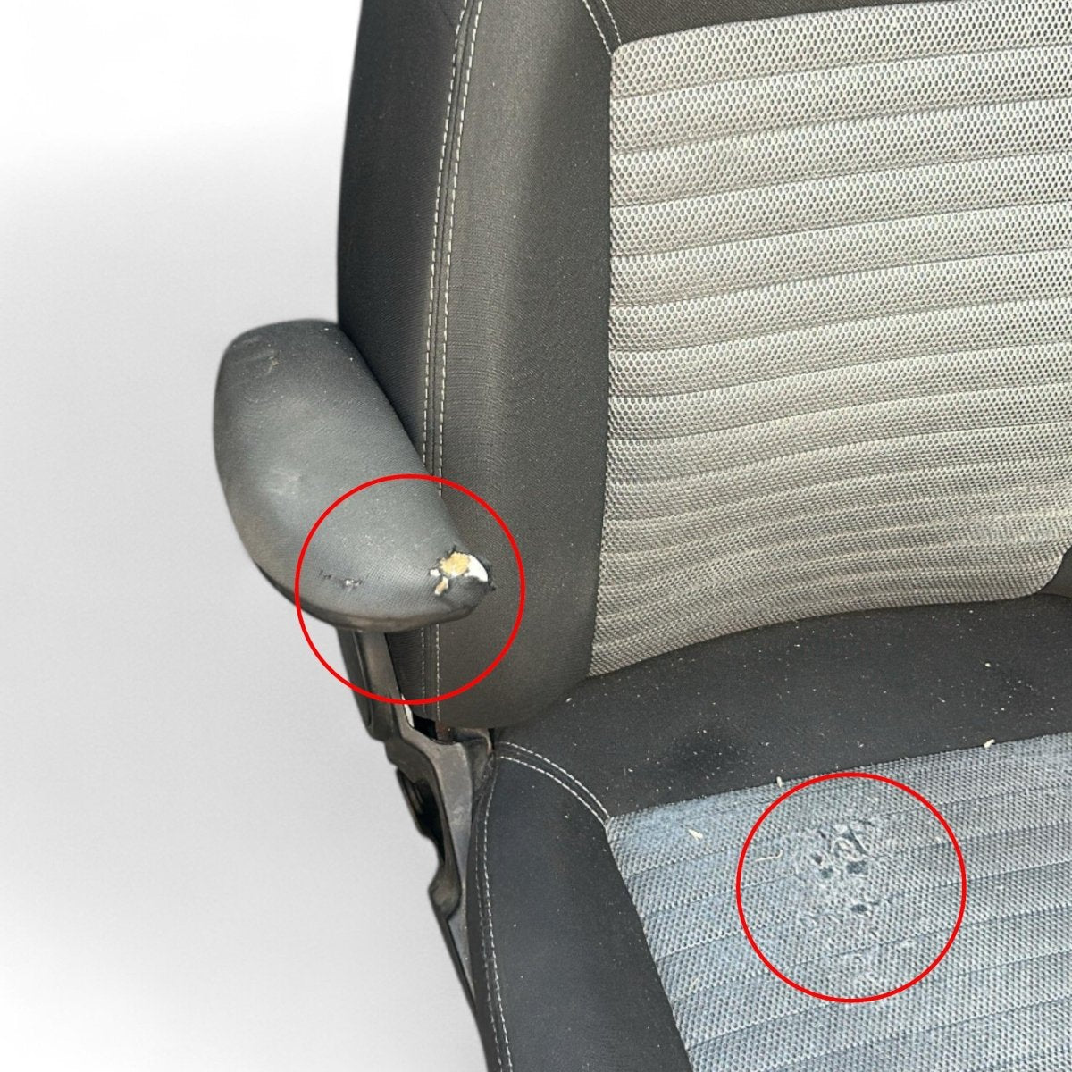 Sedile anteriore guidatore Fiat Fiorino (2007 > ) in stoffa nero e grigio - F&P CRASH SRLS - Ricambi Usati