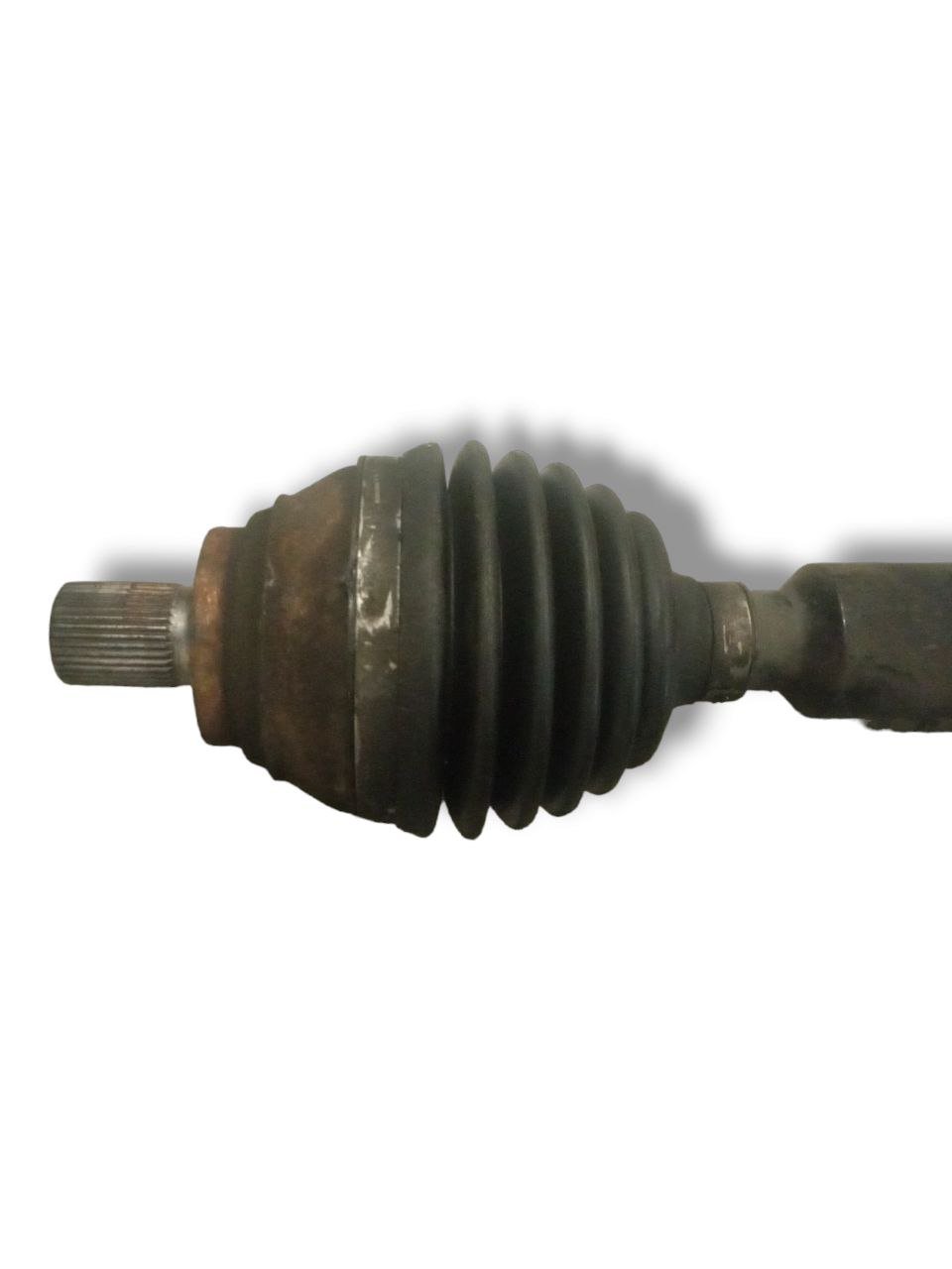 Semiasse / Albero anteriore destro Volkswagen Golf 7 1.2 Benzina (2013) cod: 5Q0407272C - F&P CRASH SRLS - Ricambi Usati