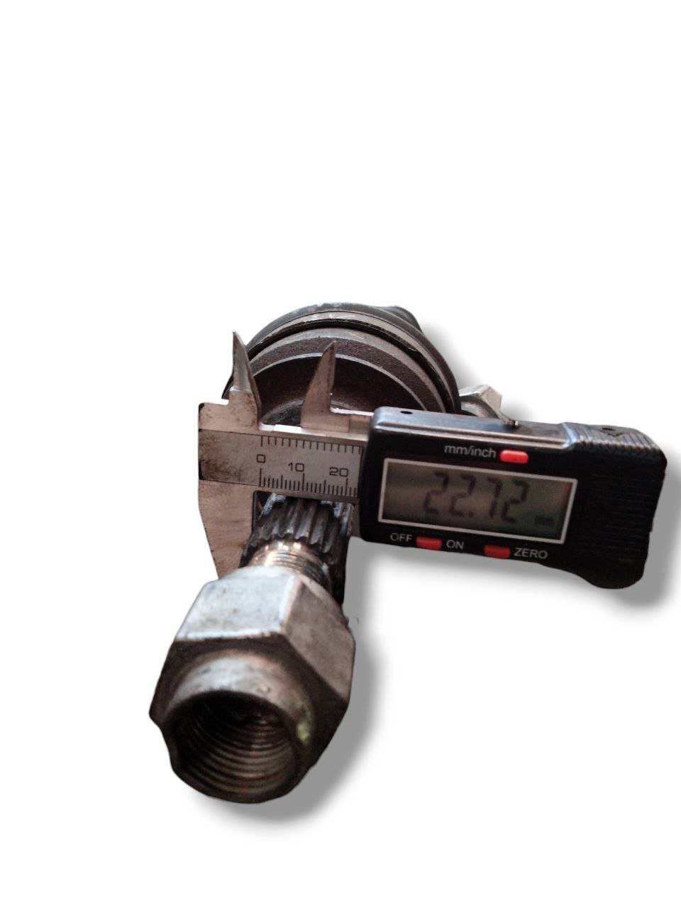 Half shaft / Front left (sx) engine shaft Citroen C3 1.4 diesel (2009 - 2016) Manual 5 Gears code: 9801388580 - F&P CRASH SRLS - Used Parts