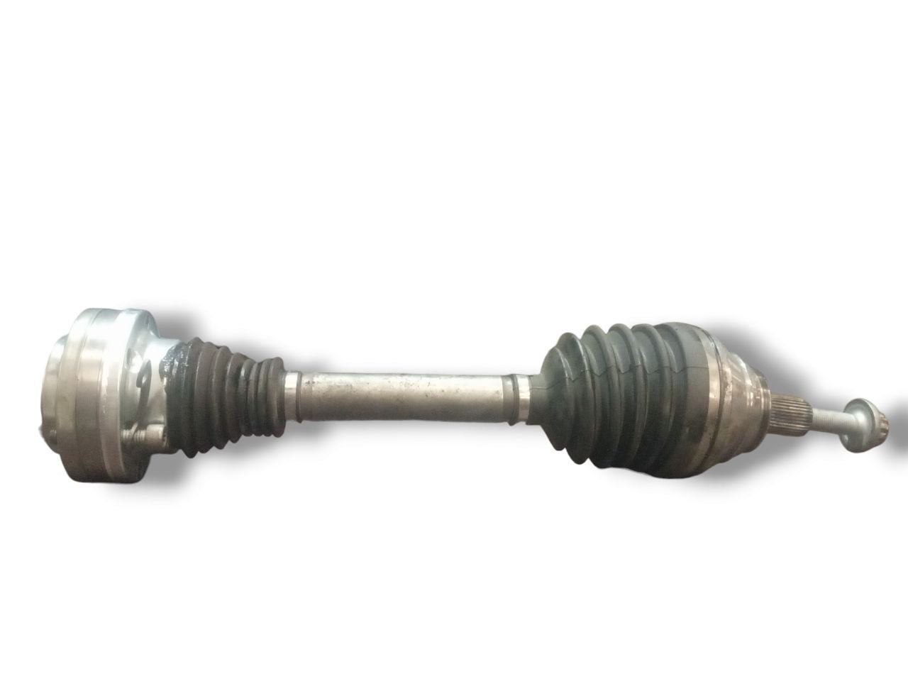 Half shaft / Engine Shaft Manual 6 Forward Gears Right (dx) Volkswagen Golf GTI VI / Audi A3 (2010) code: GSP203380 - F&P CRASH SRLS - Used Parts