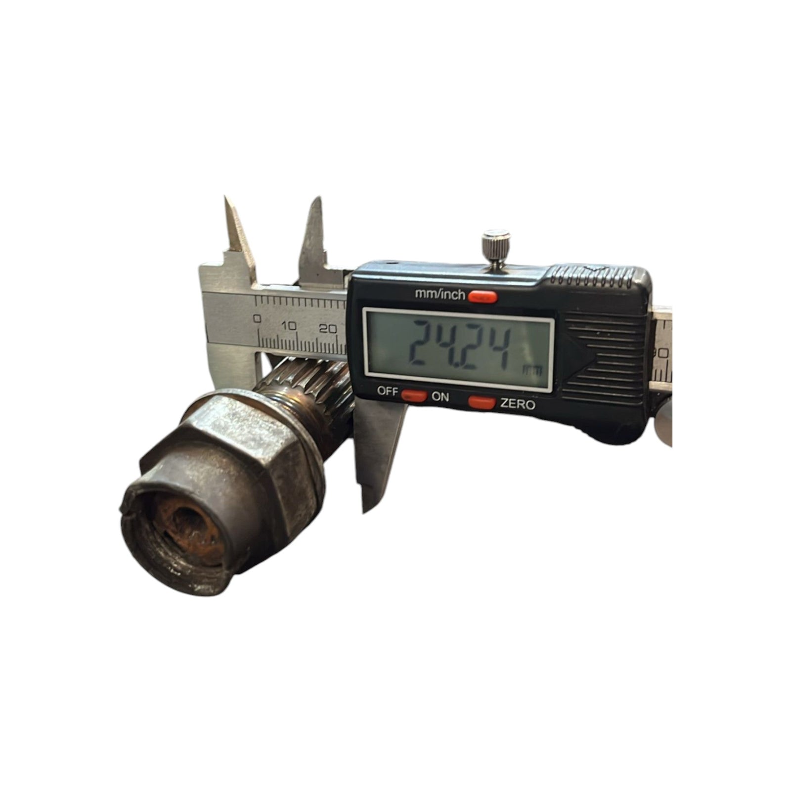 Semiasse Anteriore Sinistro Fiat Grande Punto cod:55700562 1.2 BENZINA (2005 >2018) - F&P CRASH SRLS - Ricambi Usati