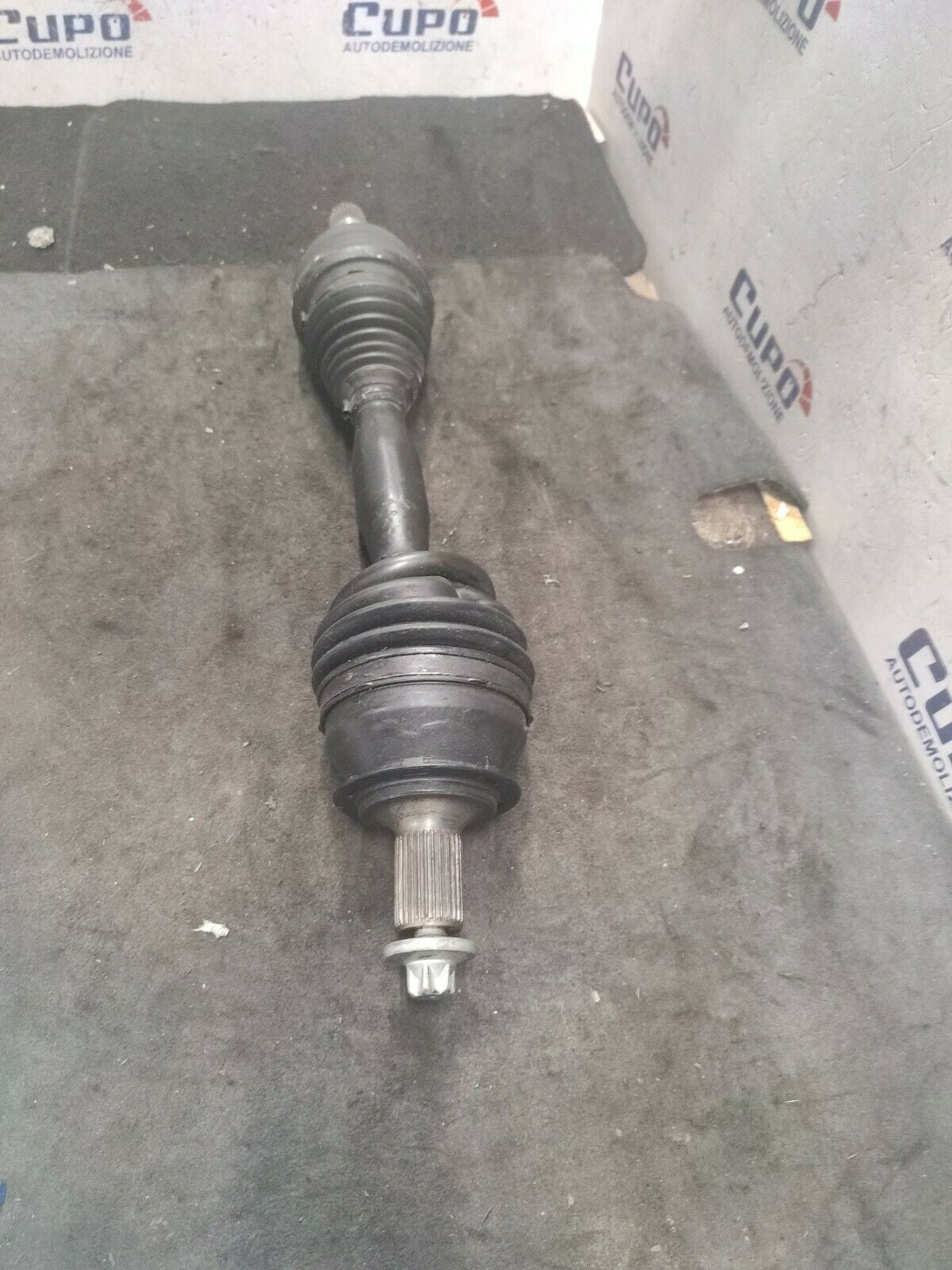 Semiasse Anteriore sinistro Mercedes - Benz CLA 200CDi ( 2014 - C117 ) - F&P CRASH SRLS - Ricambi Usati