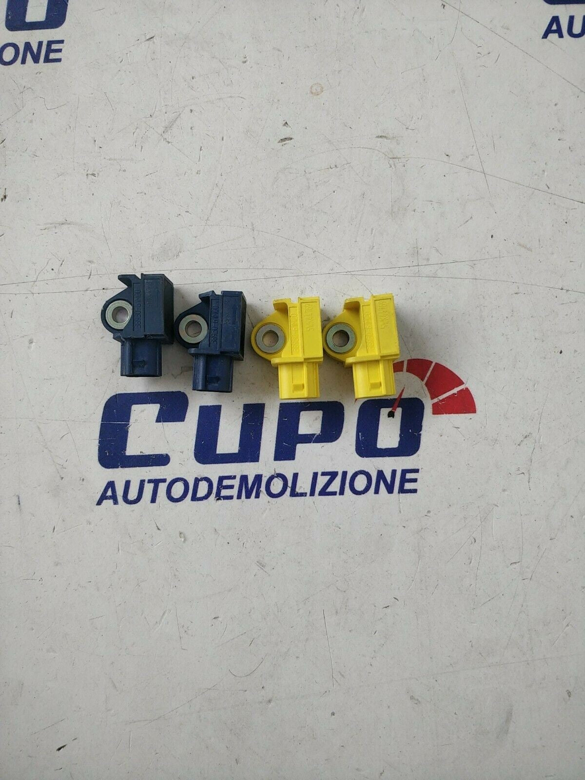 Front + Rear Impact Sensors Suzuki S - CROSS / Vitara 5WK44768 / 5WK44769 - F&P CRASH SRLS - Used Parts