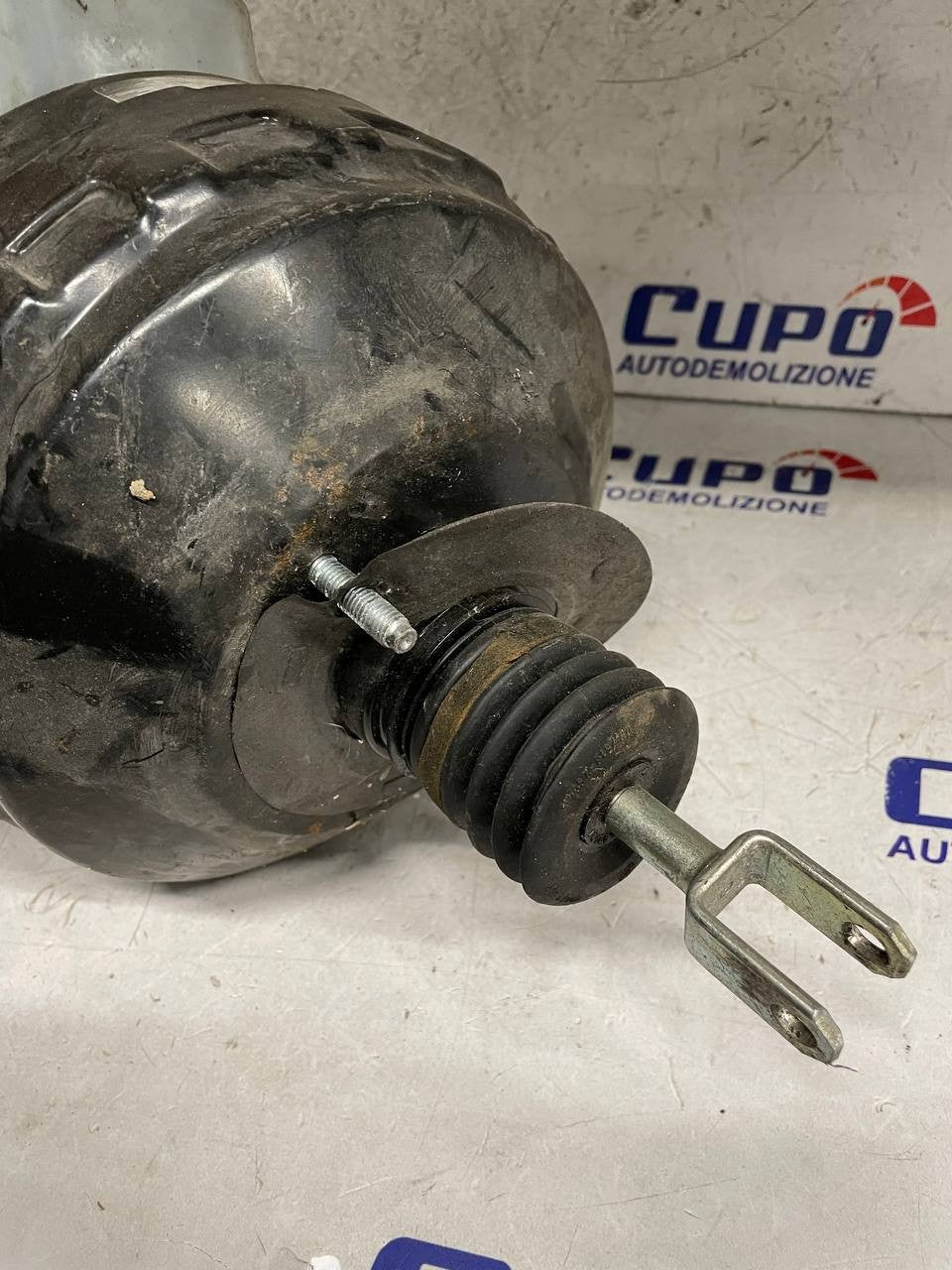 servofreno bmw 320 e90 e91 03350886531 - F&P CRASH SRLS - Ricambi Usati