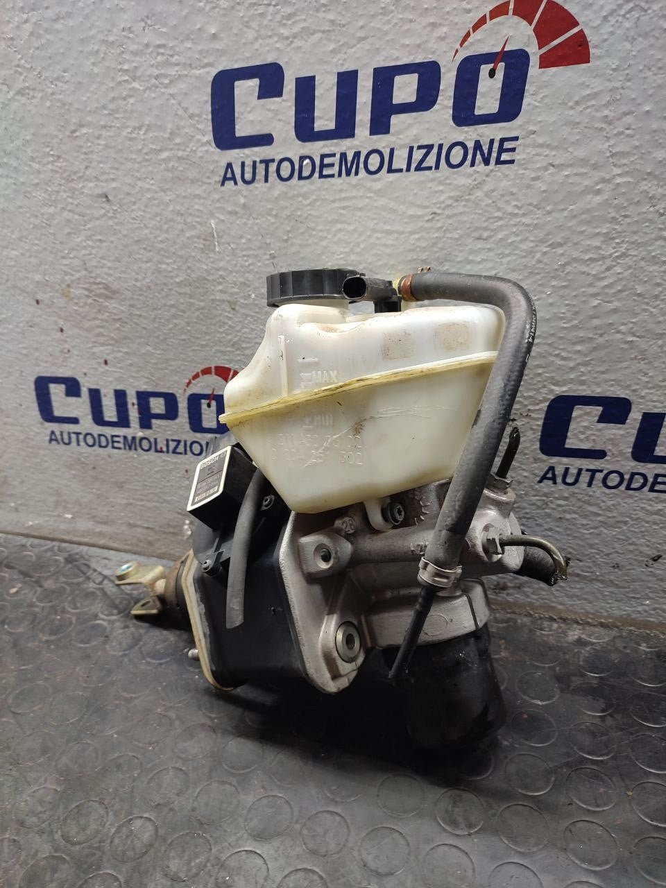 Servofreno Mercedes classe E ( w211 ) cod 2114300302 - F&P CRASH SRLS - Ricambi Usati