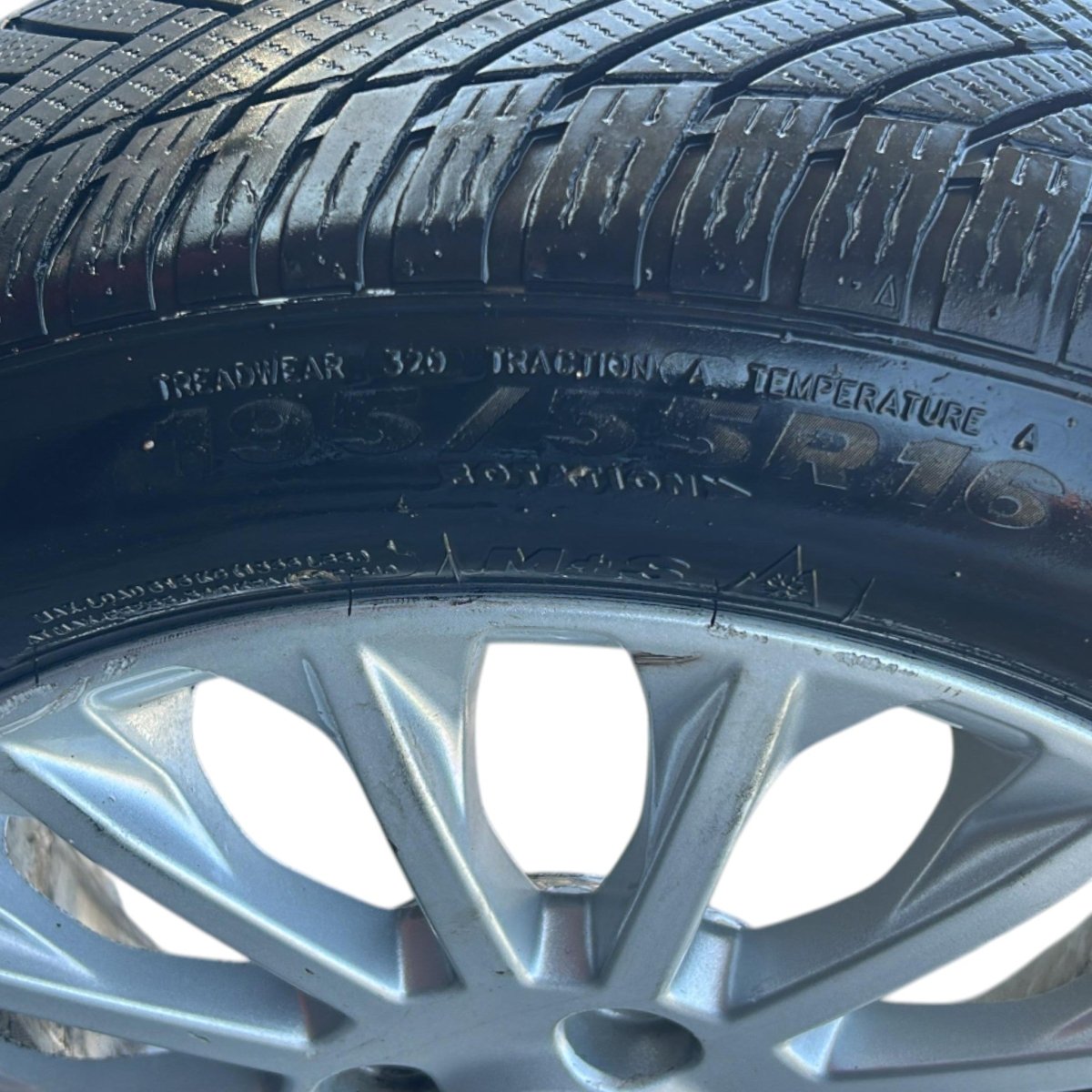 Set 4 cerchi in lega Ford B - Max cod.av11 - 1007 - cb (4 fori / 195 / 55 r16) (2012 > 2018) - F&P CRASH SRLS - Ricambi Usati